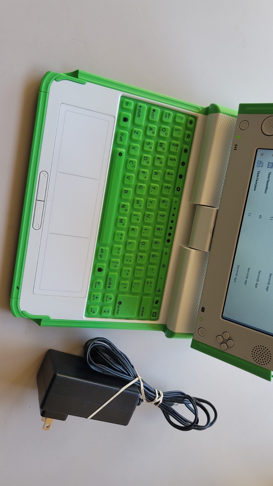 OLPC XO-1 Computer One Laptop Per Child (256MB RAM – 1GB Storage) TESTED AND WO