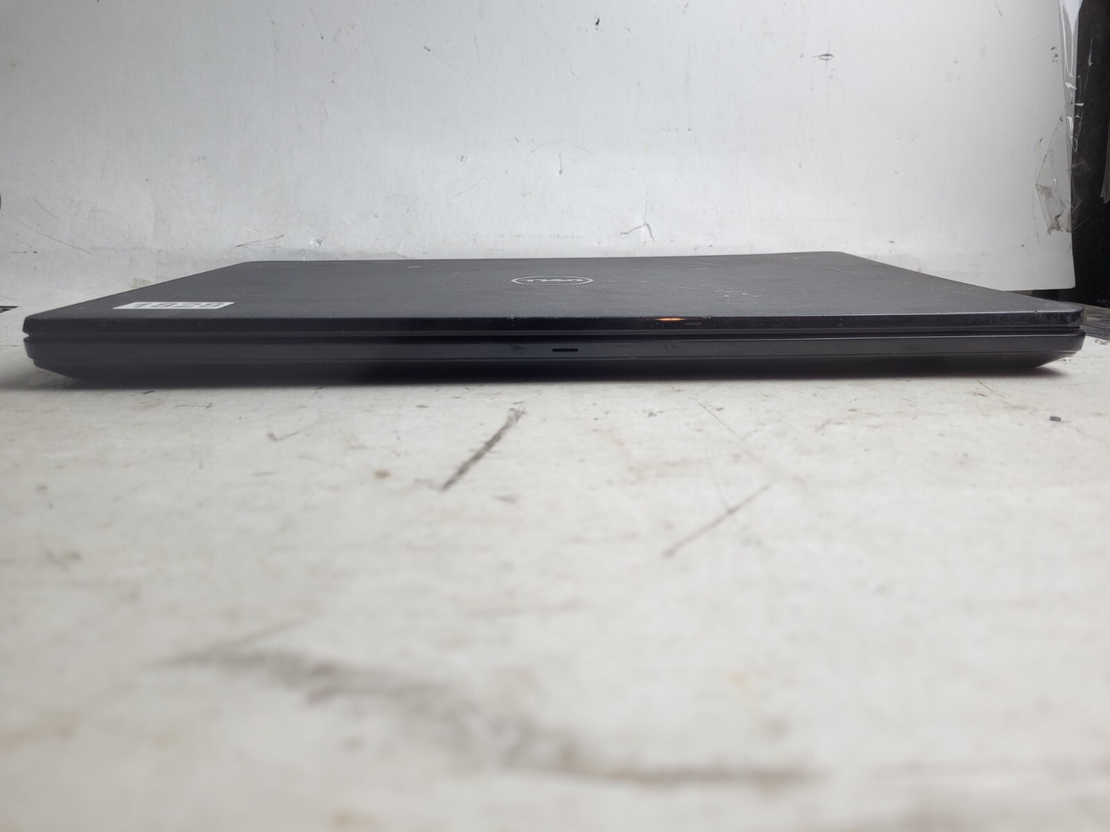 Dell Inspiron 15-3567 w/i3-7130U, 4GB RAM, 1TB HDD, 15.6″ Laptop for Parts #1828