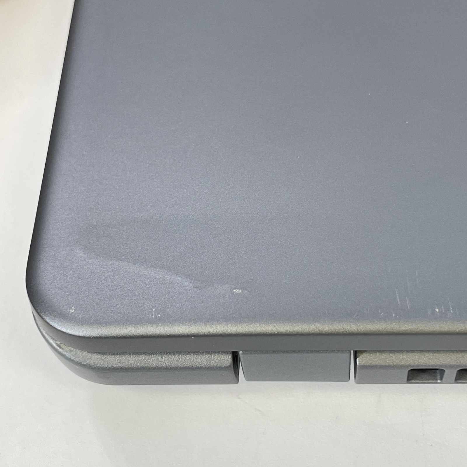 Lenovo IdeaPad Slim 3 14 FHD TOUCH 3.8 GHz i3-N305 8GB 128GB eMMC Good