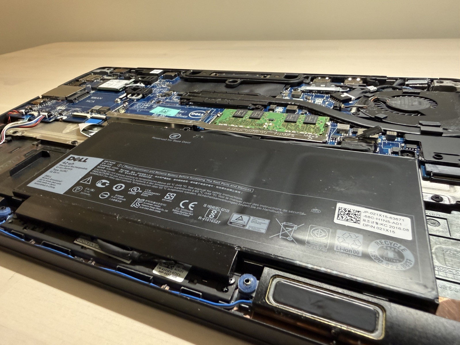 PARTS ONLY Dell Latitude E7470 Laptop Intel Core i5 6th Gen No HD/OS/AC Adapter
