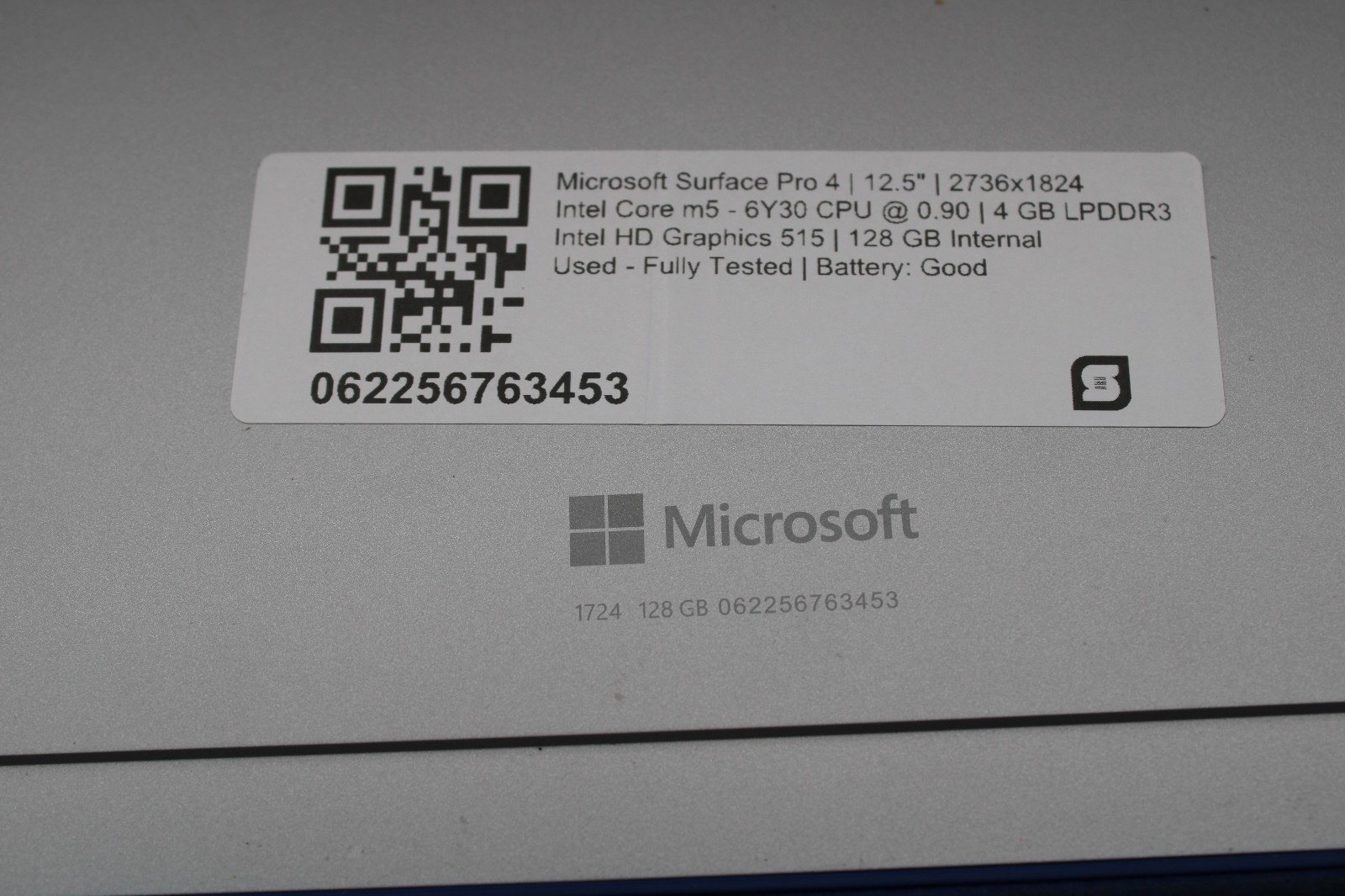 Microsoft Surface Pro 4 1724 m5-6Y30 4GB RAM 128GB SSD No OS