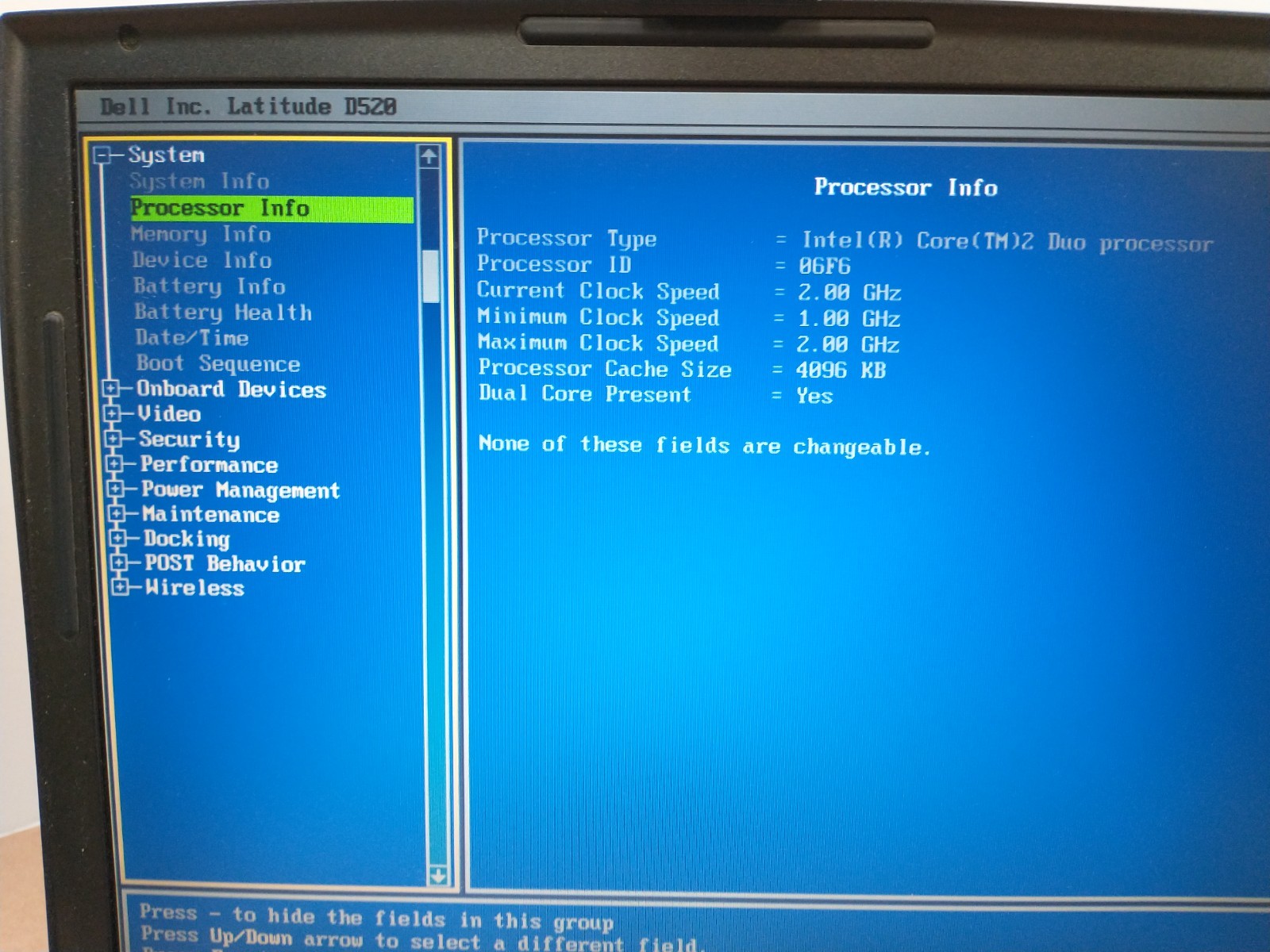 Debian12 Dell Latitude D520 – 15″ LCD/2.00GHz/4GB RAM/240GB SSD HD/SERIAL