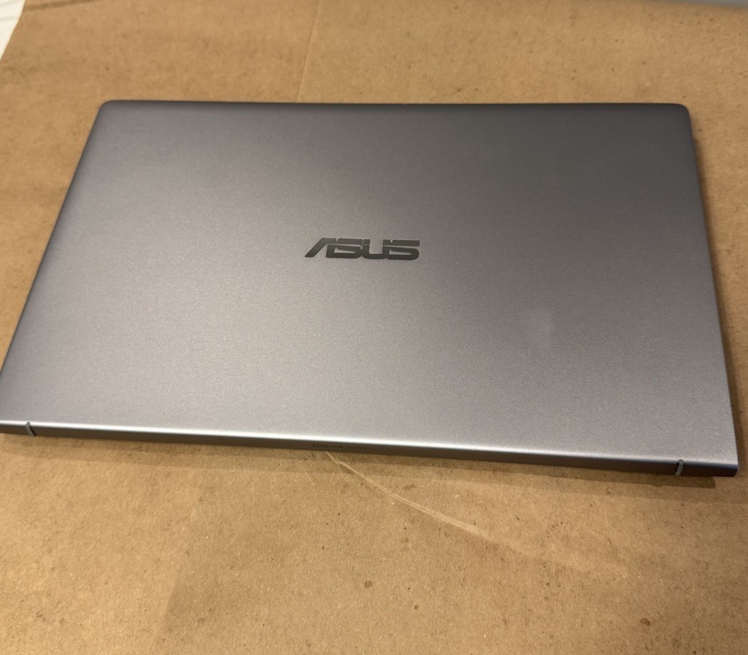 ASUS Zenbook 14 Laptop AMD Ryzen 5, 8GB RAM, GeForce MX 350, 256GB SSD