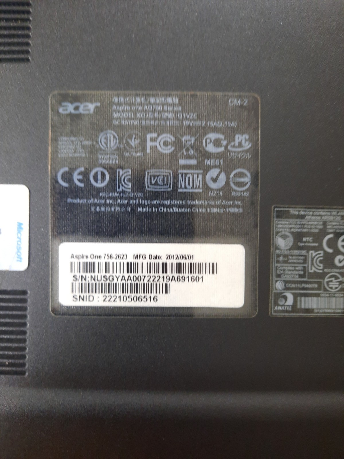 Acer Aspire One Laptop With Carrying Case WORKING