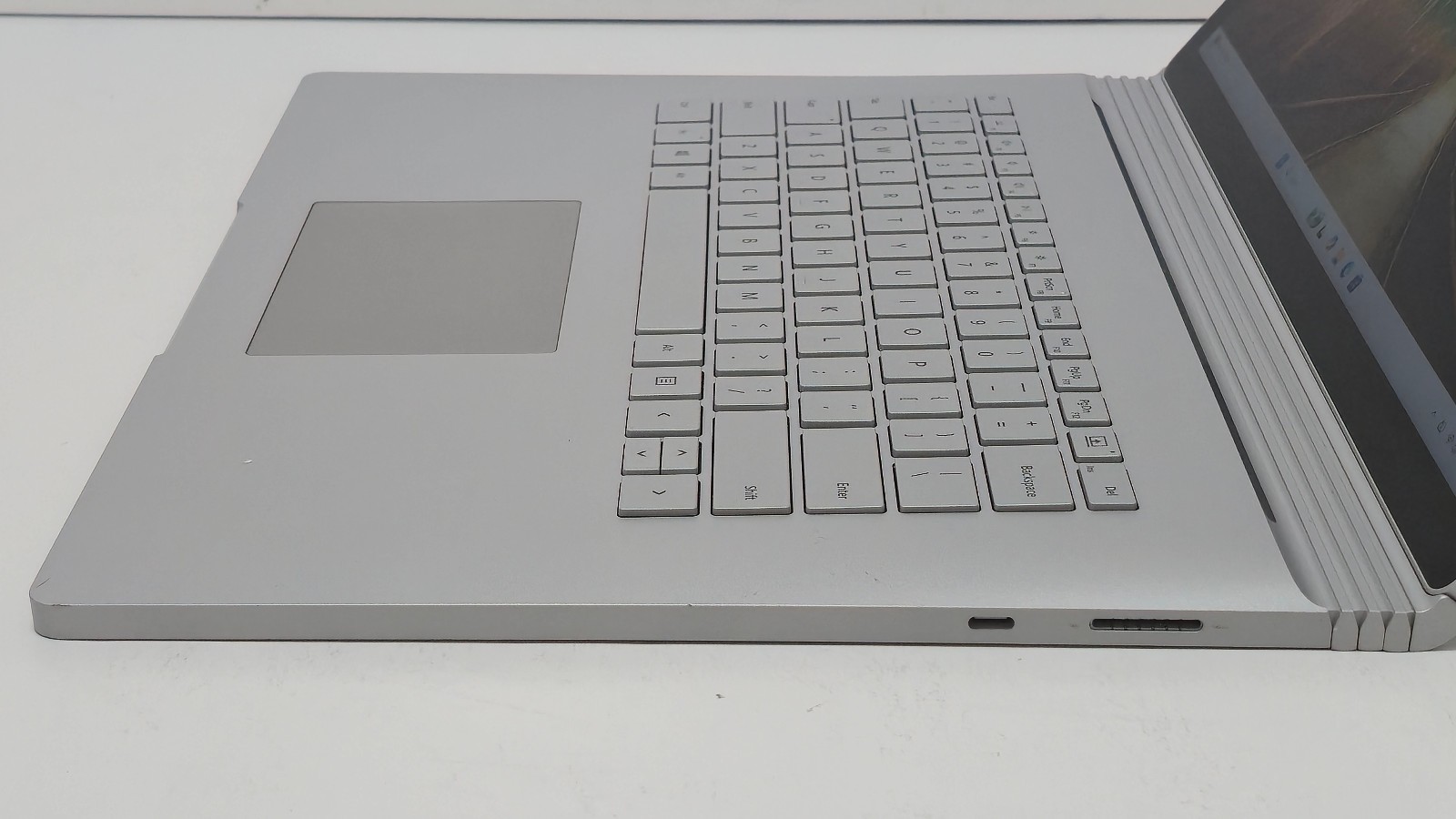 Surface Book 3 15″ (1899) i7-1065G7 32GB RAM 1TB SSD GTX 1660 GPU 6GB GDDR6