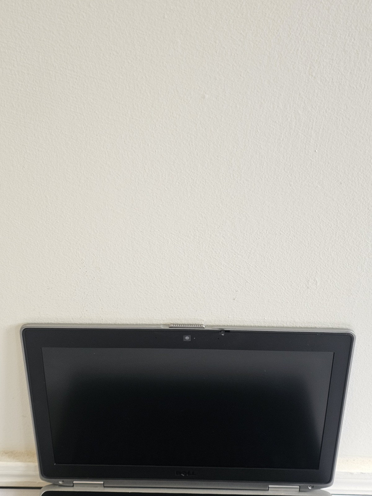 Dell Latitude E6420 Laptop – Intel i5-2520M – i5-2520M – 4GB RAM BAD BATT Win 10