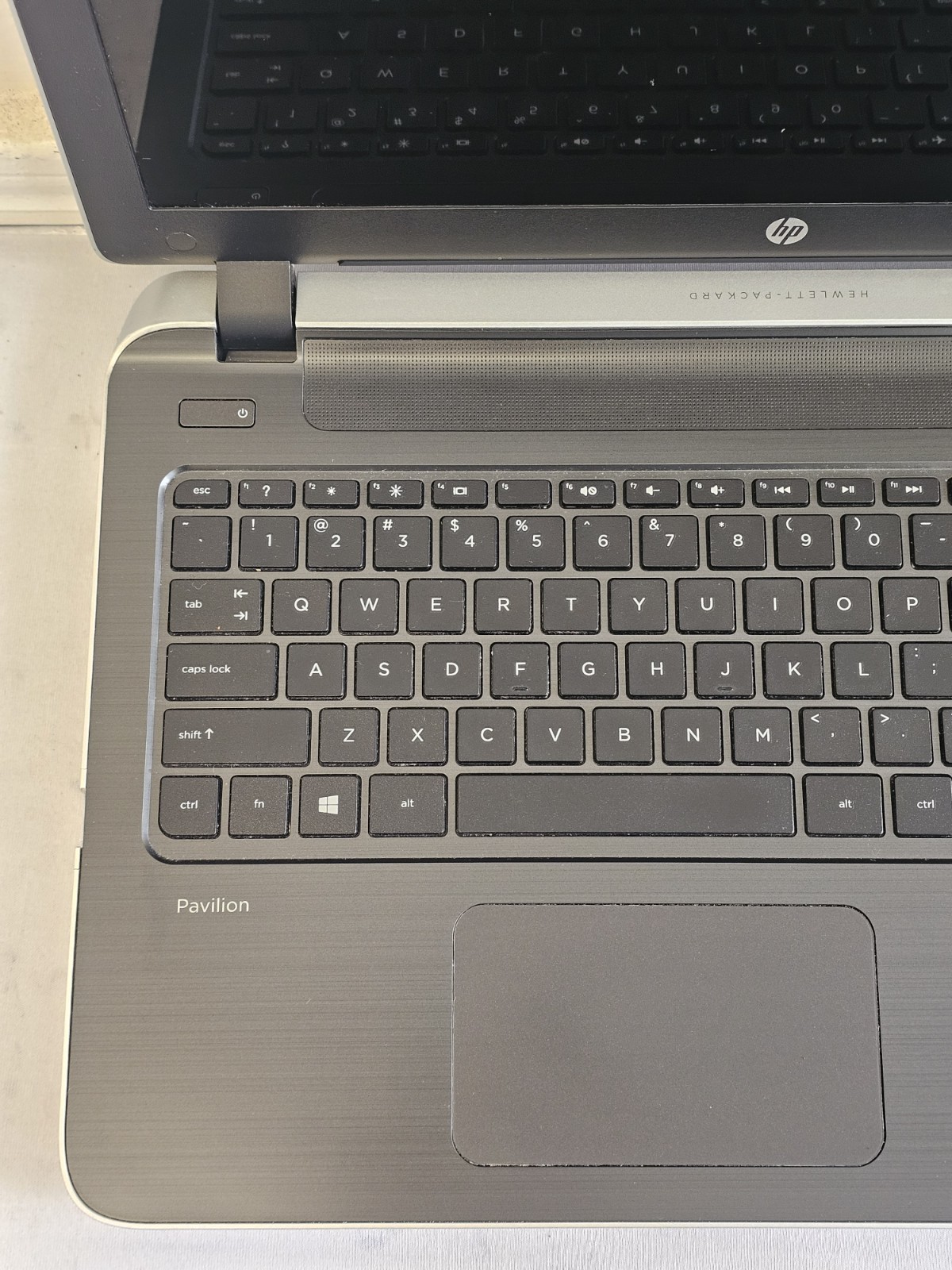 HP Pavilion 15-p151nr Laptop – Intel i5-4210u – 4GB RAM – 750GB – Windows 10