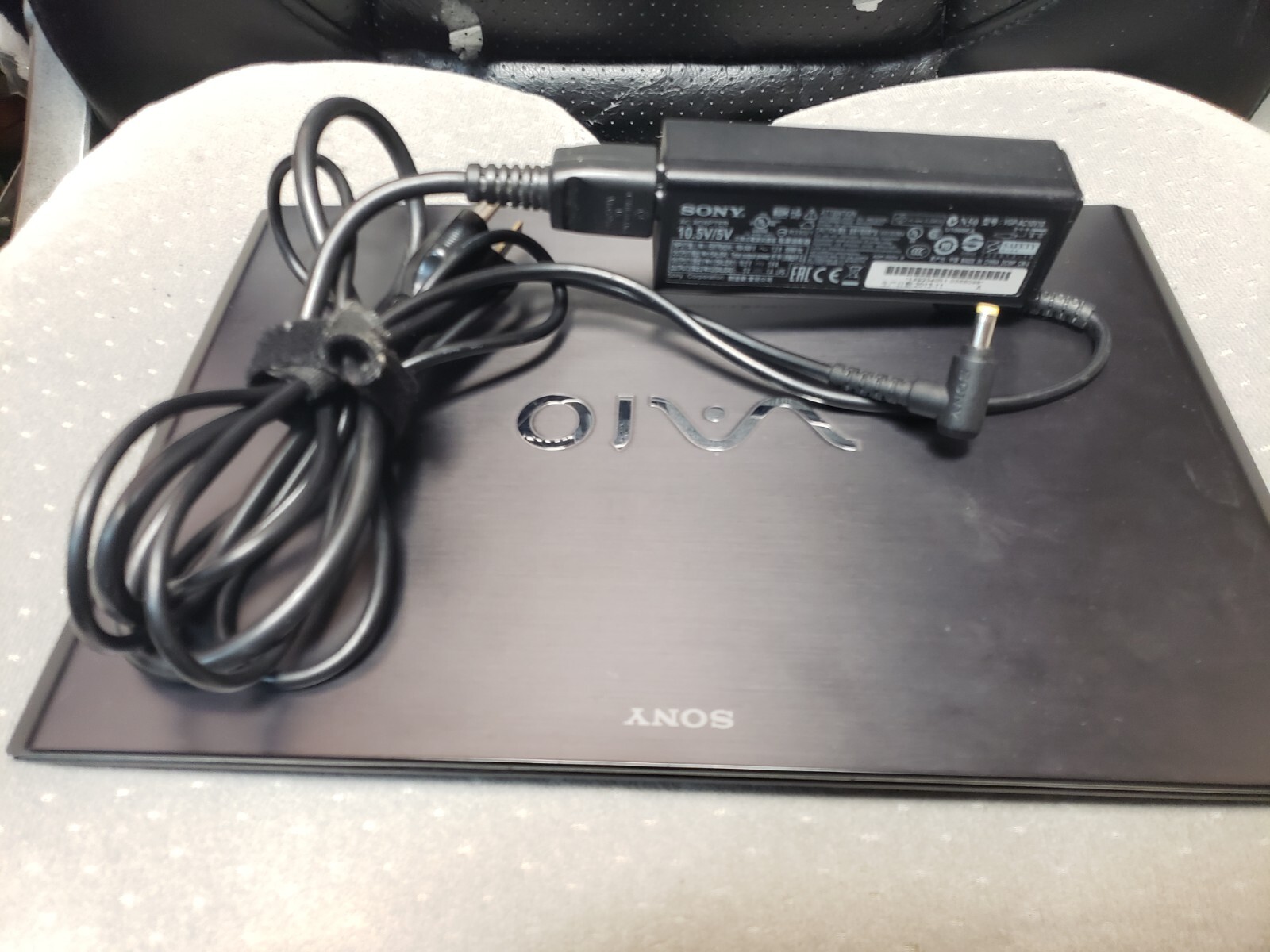 Sony Vaio Ultrabook Slim, small & light Intel i7/8GB/256GB m.2 SSD/11.6 TouchScr