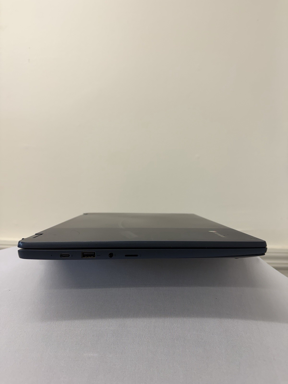 Lenovo Chromebook Laptop – Good Screen – Intel Celeron N4500 – Read Des