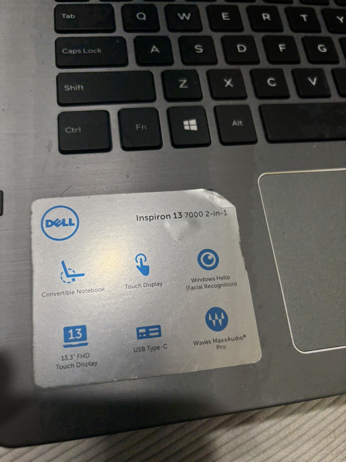 Dell Inspiron 13 7000 2-in-1| i7-8565U| 16GB RAM |256GB SSD| Needs new Charger**