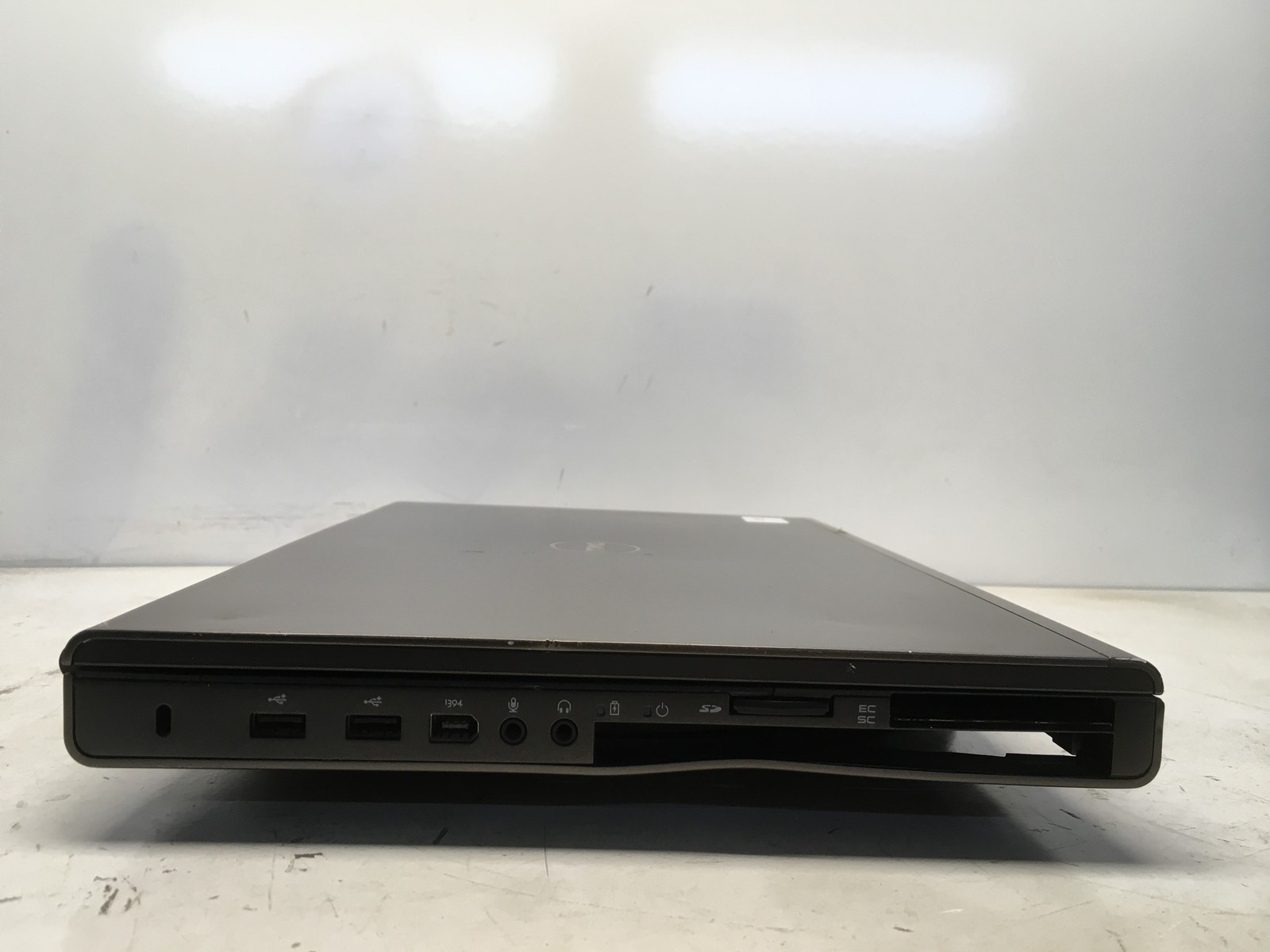 Dell Precision M6600 Intel i7-2860QM 2.5GHz 10 GB NO HDD No Batt