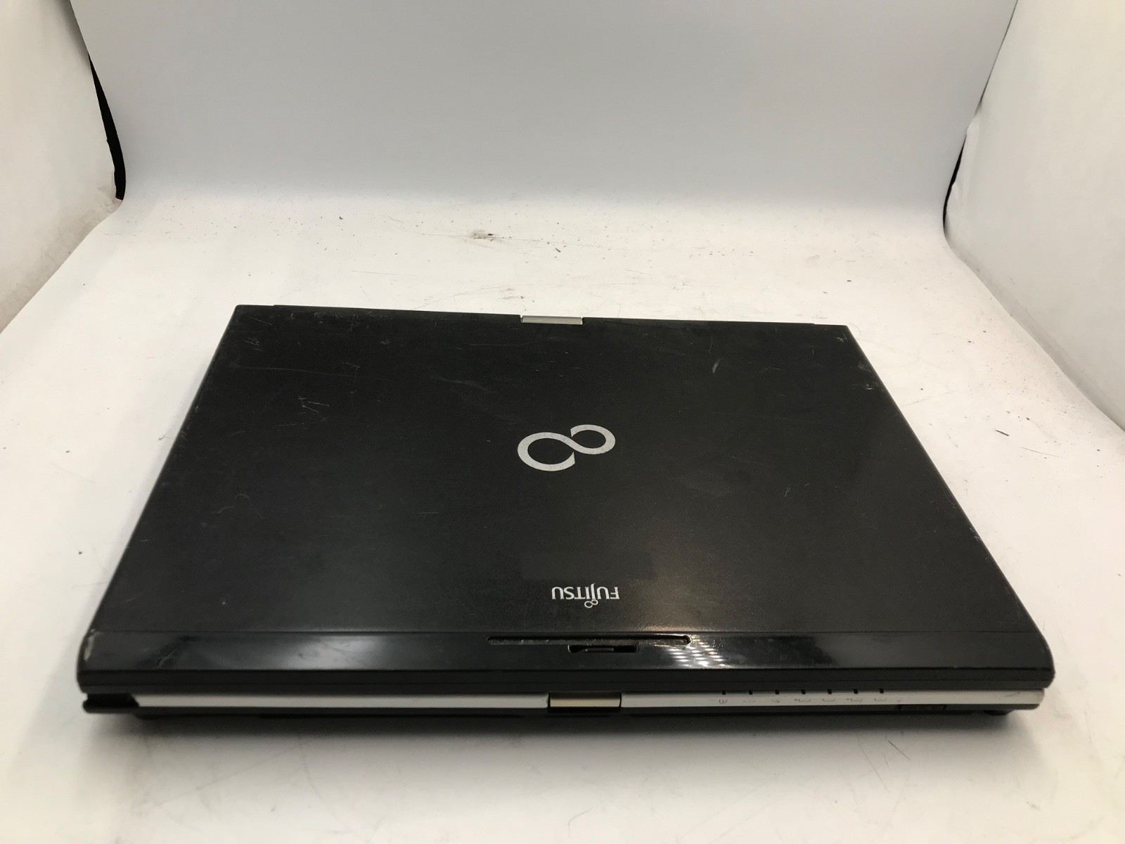 Fujitsu LifeBook T900 Series Intel Core i5 1st Gen. 13″ Tablet -BIOS LOCKED-MZ