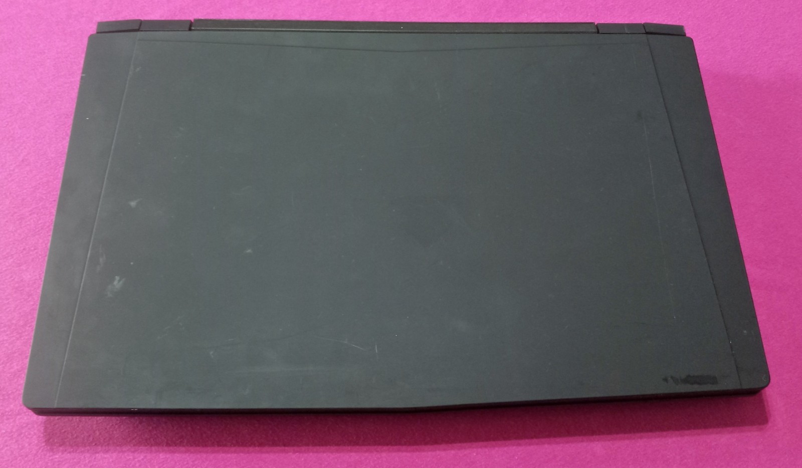 Sager Clevo P770ZM NP9772 Xeon E3-1271 3.6-4.0Ghz 16GB 512GB NVIDIA M4000M AX200