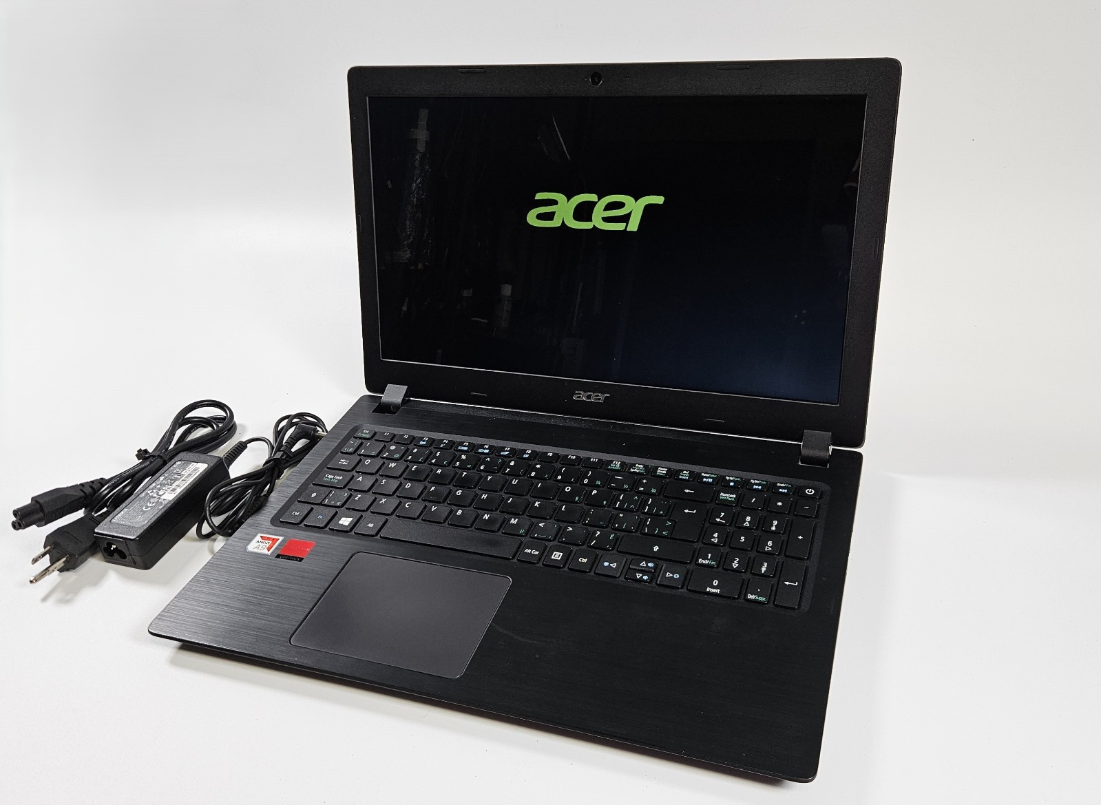 Acer Aspire A315-21-99ES 15.6″ Laptop AMD A9 128GB SSD 4GB RAM NO OS Bad Battery