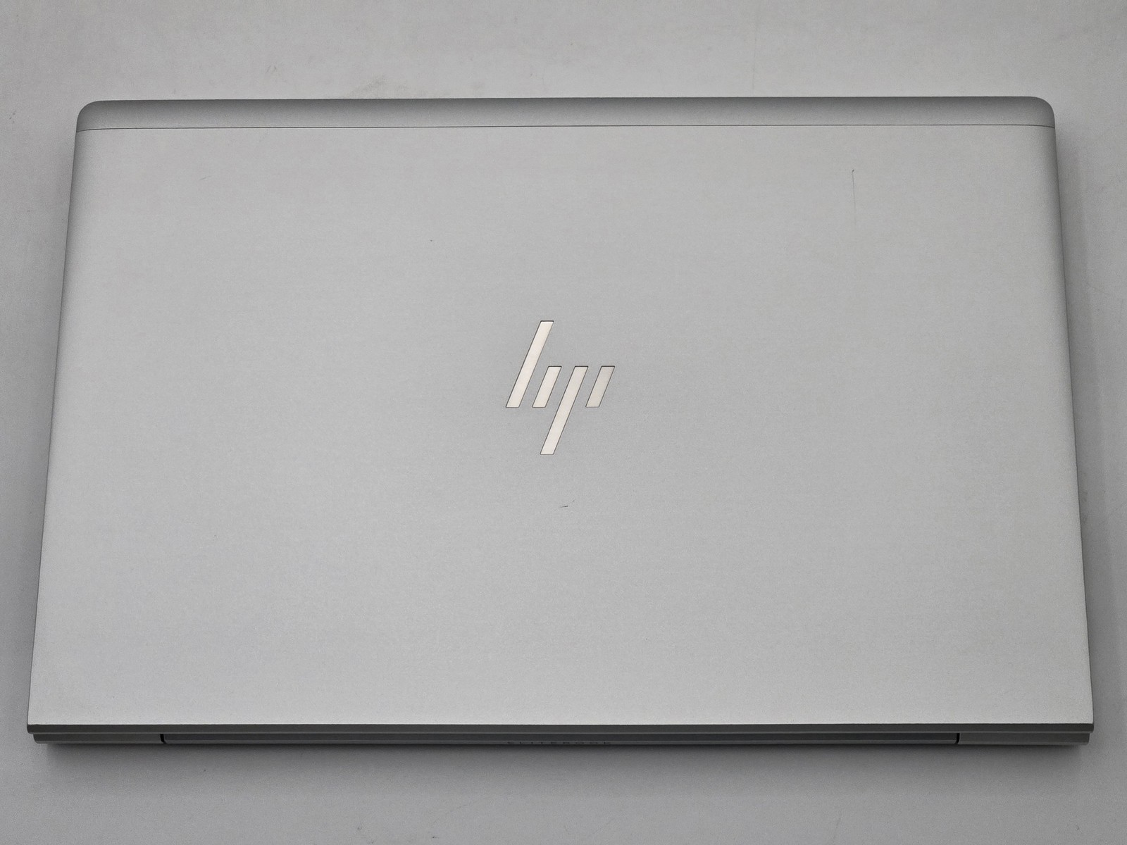 HP EliteBook 640 G9 14 Core i7-1270P 32GB 1TB SSD Windows 11 Grade D