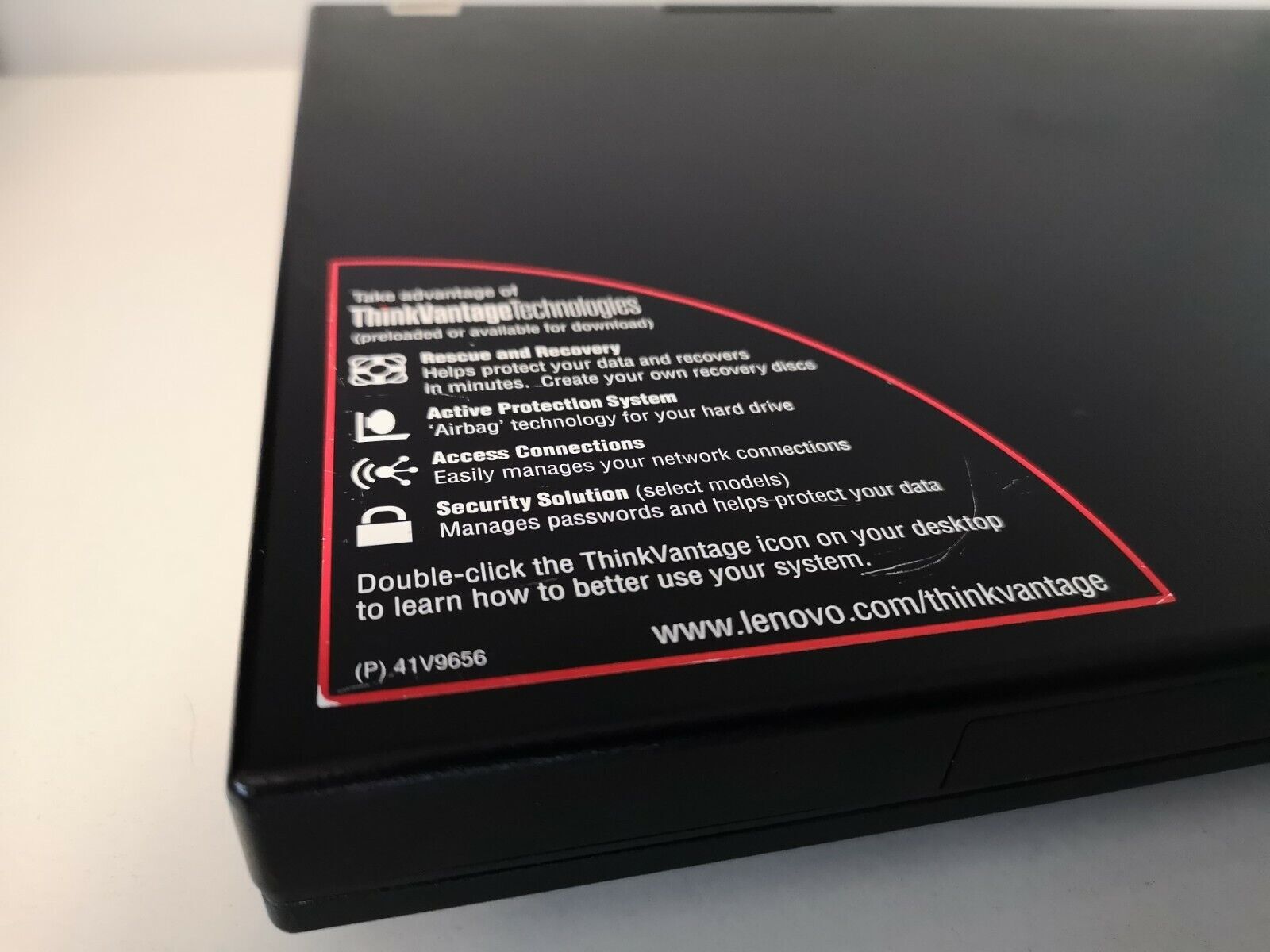 Lenovo ThinkPad R61e Celeron 2.00Ghz 2GB 120GB HDD 1280x800px DVD Win XP Pro