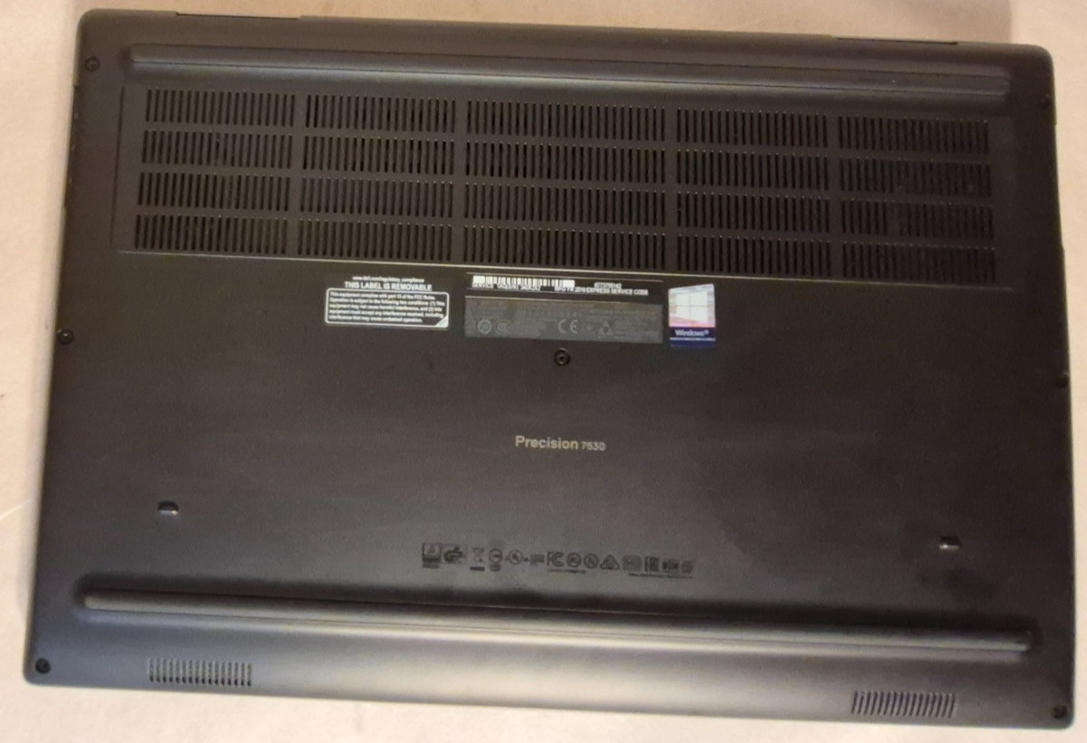 Dell Precision 7530 15.6″ i7-8750H 2.20GHz 16GB 256GB Quardo P1000 Win11Pro