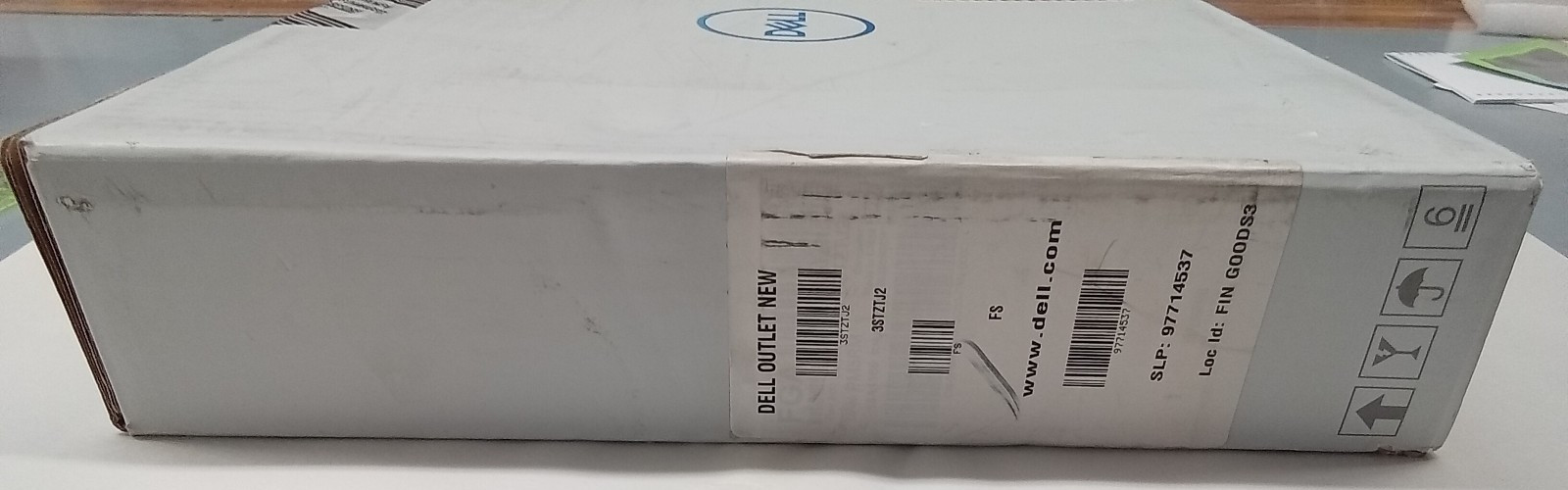 New Open Box Dell Inspiron 13 5000 Series 2-In-1 1TB 13.3 inch