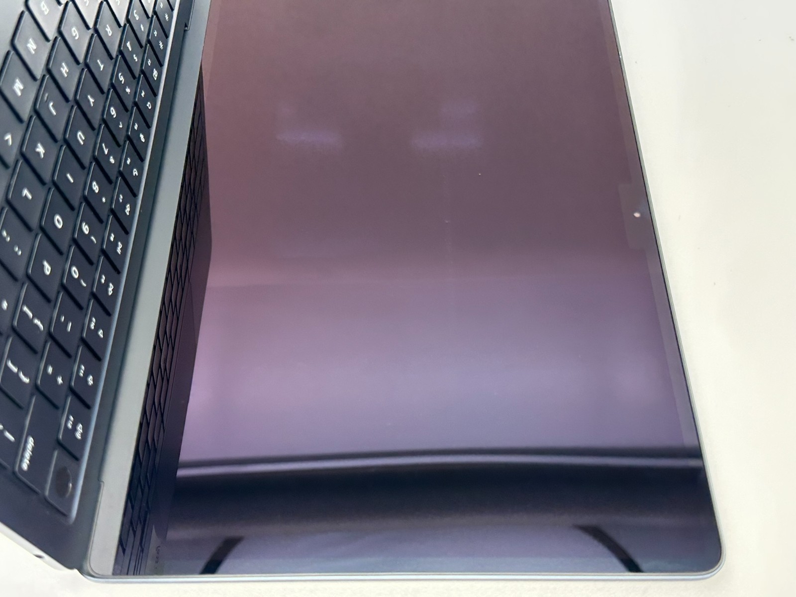 Apple MacBook Air 13.6″ A3113 (2024) M3 16GB 512GB 4-cycles #48
