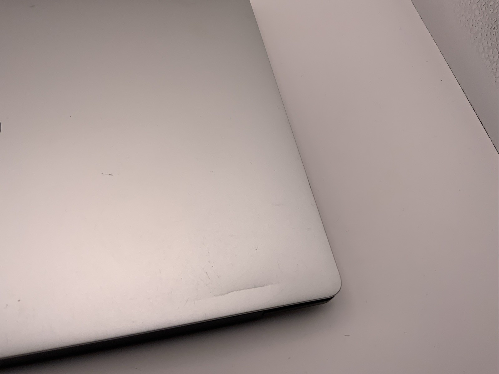 Dell XPS 13 7390 2020 Silver 4K TOUCH i7-10710U 1.10GHz 16GB 512GB SSD Good