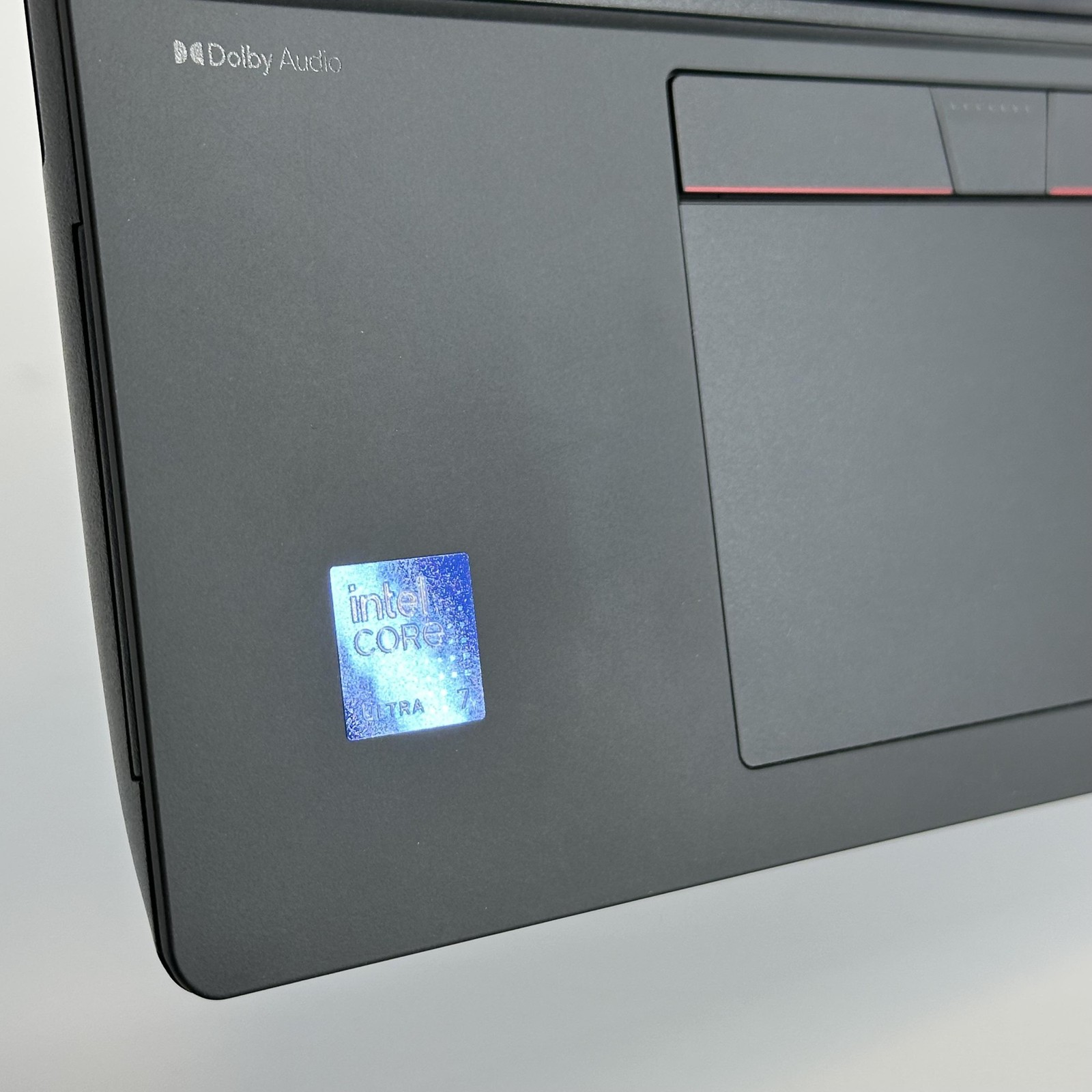 Lenovo ThinkPad P16v Gen 2 UHD+ 1.4 GHz Ultra 7 155H 32GB 1TB SSD RTX 1000 Ada