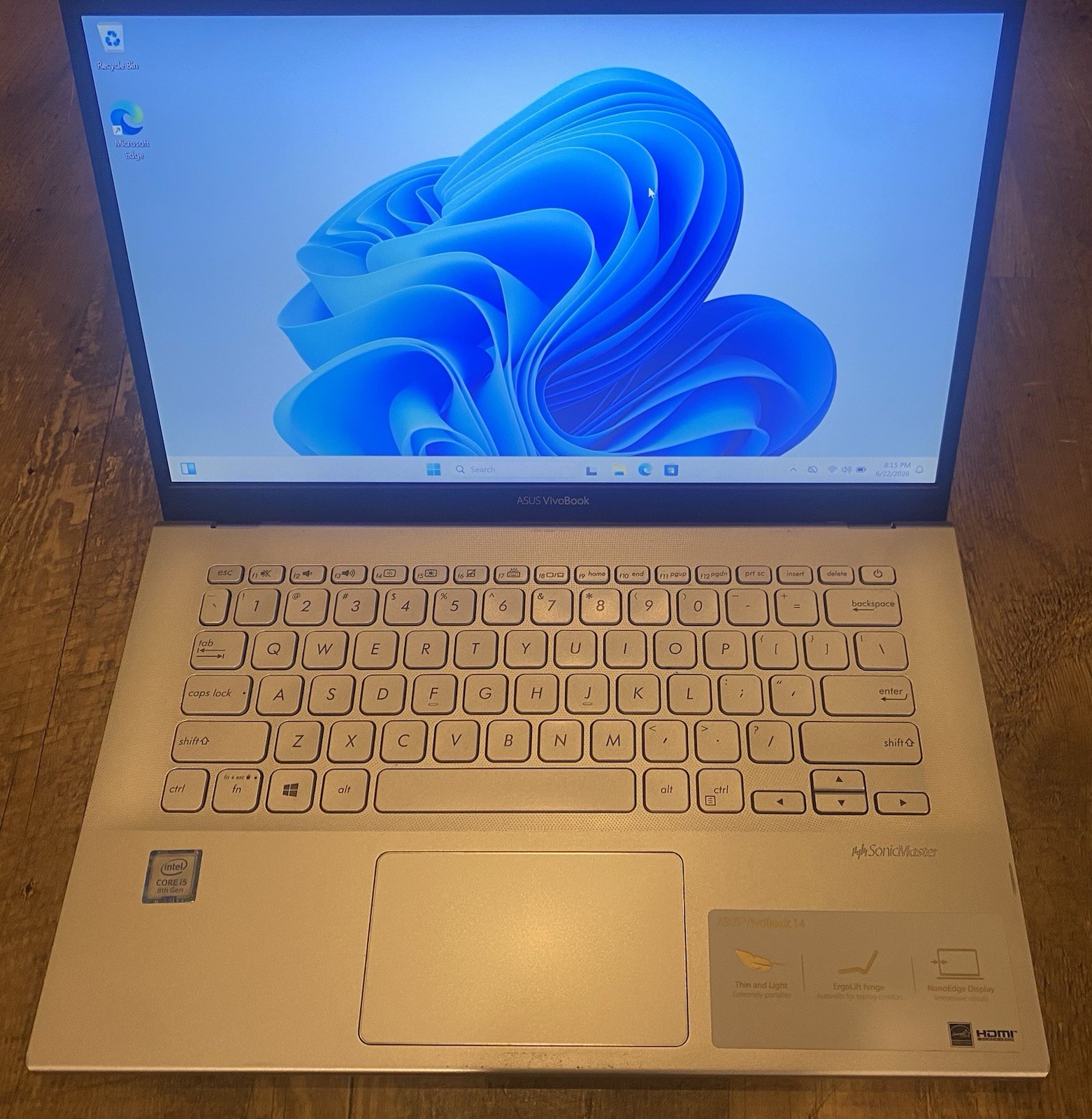 ASUS VivoBook 14 X420UA i5-8250U 8GB 256GB SSD UHD 620 No Charger