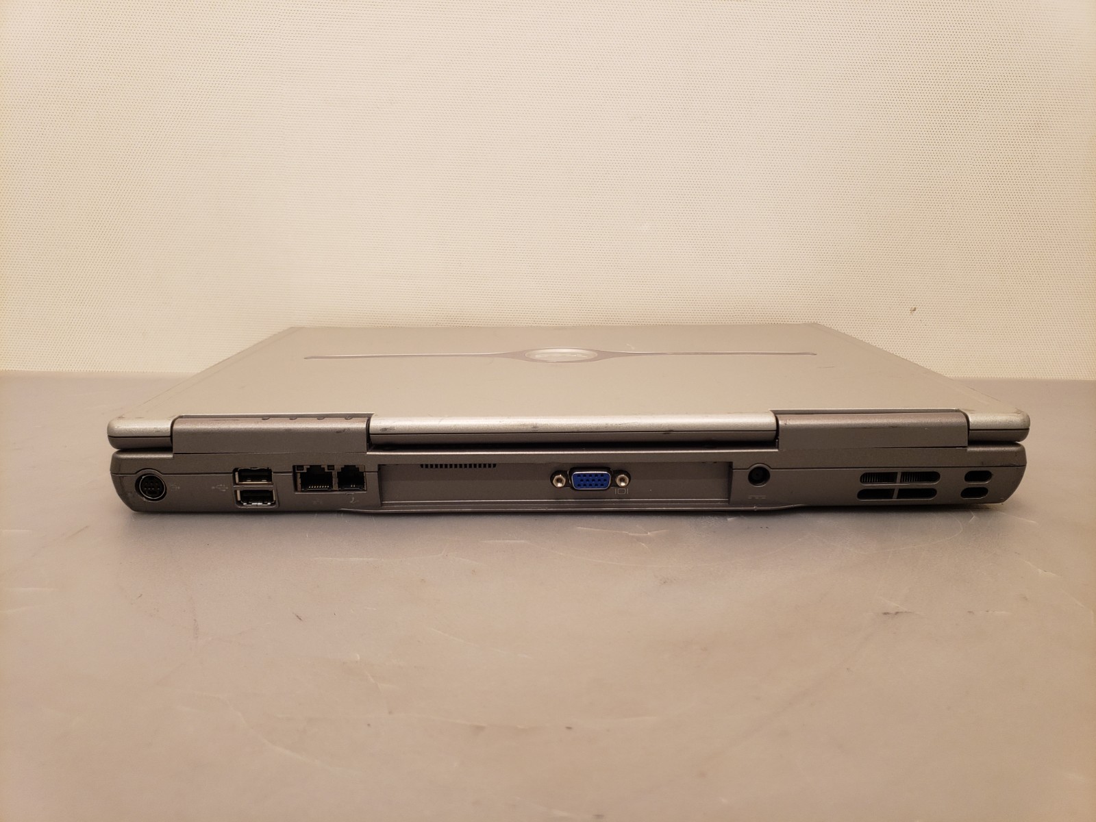 Vintage Dell Inspiron 8600 Laptop Intel M 1.4GHz 1GB 40GB WinXP 15.4″ Bright!
