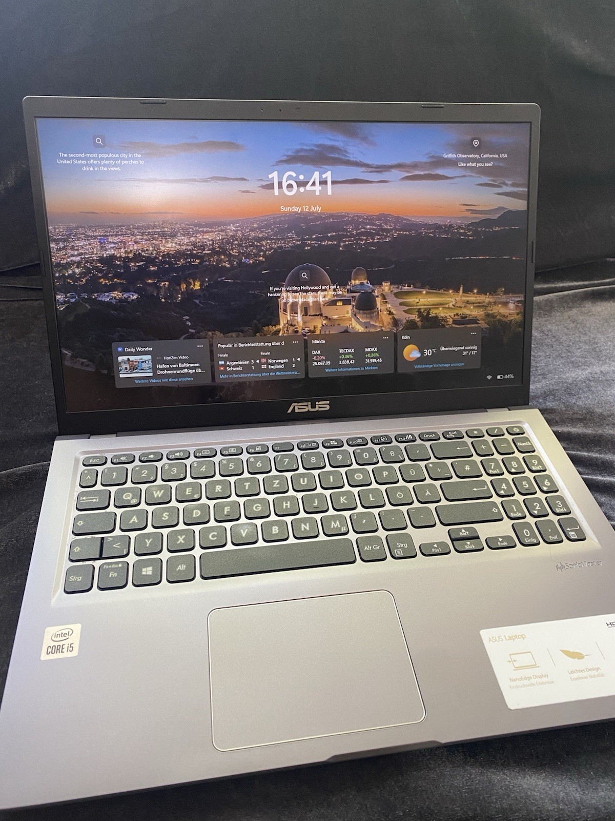 ASUS VivoBook 15 X515JA