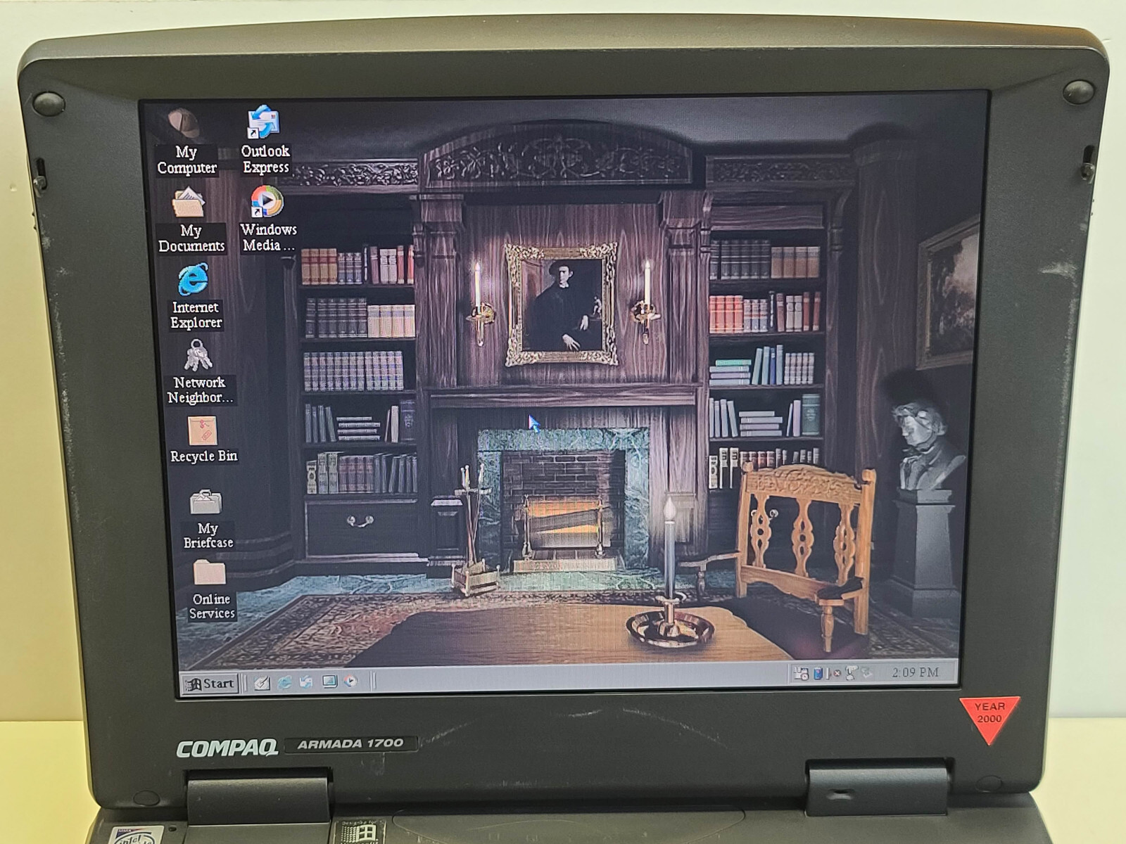 Compaq Armada 1700 Pentium II 233MHz + 160MB + 4GB Windows 98 SE *READ* TESTED