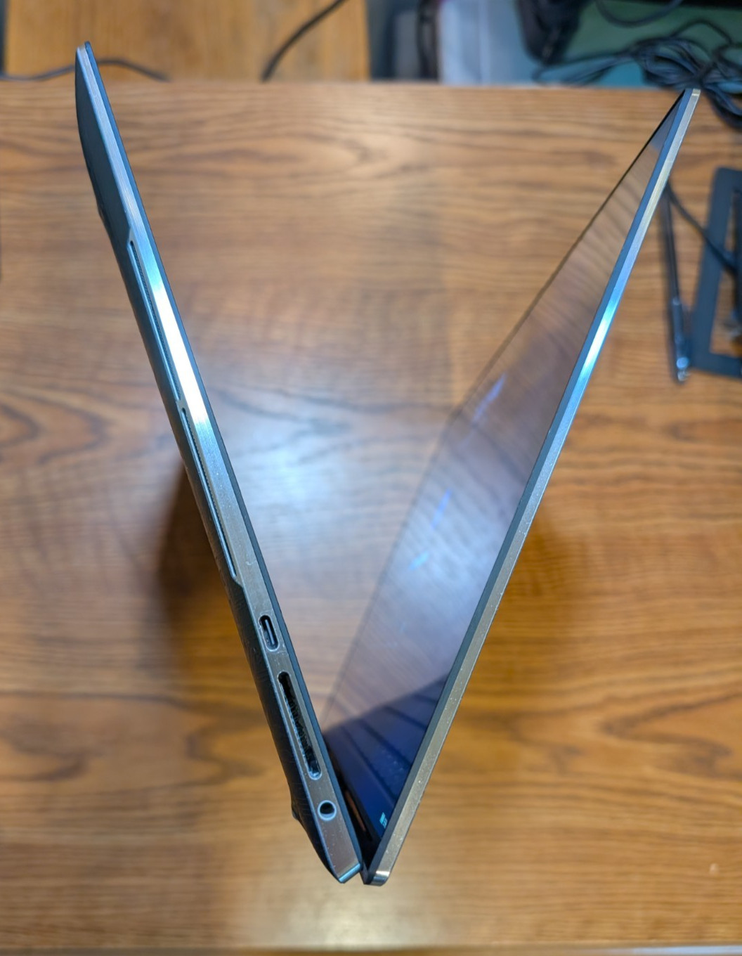 Dell XPS 9510 4K UHD Touch i7-11800H 64GB RTX 3050 1TB Linux USB C 130 W Power