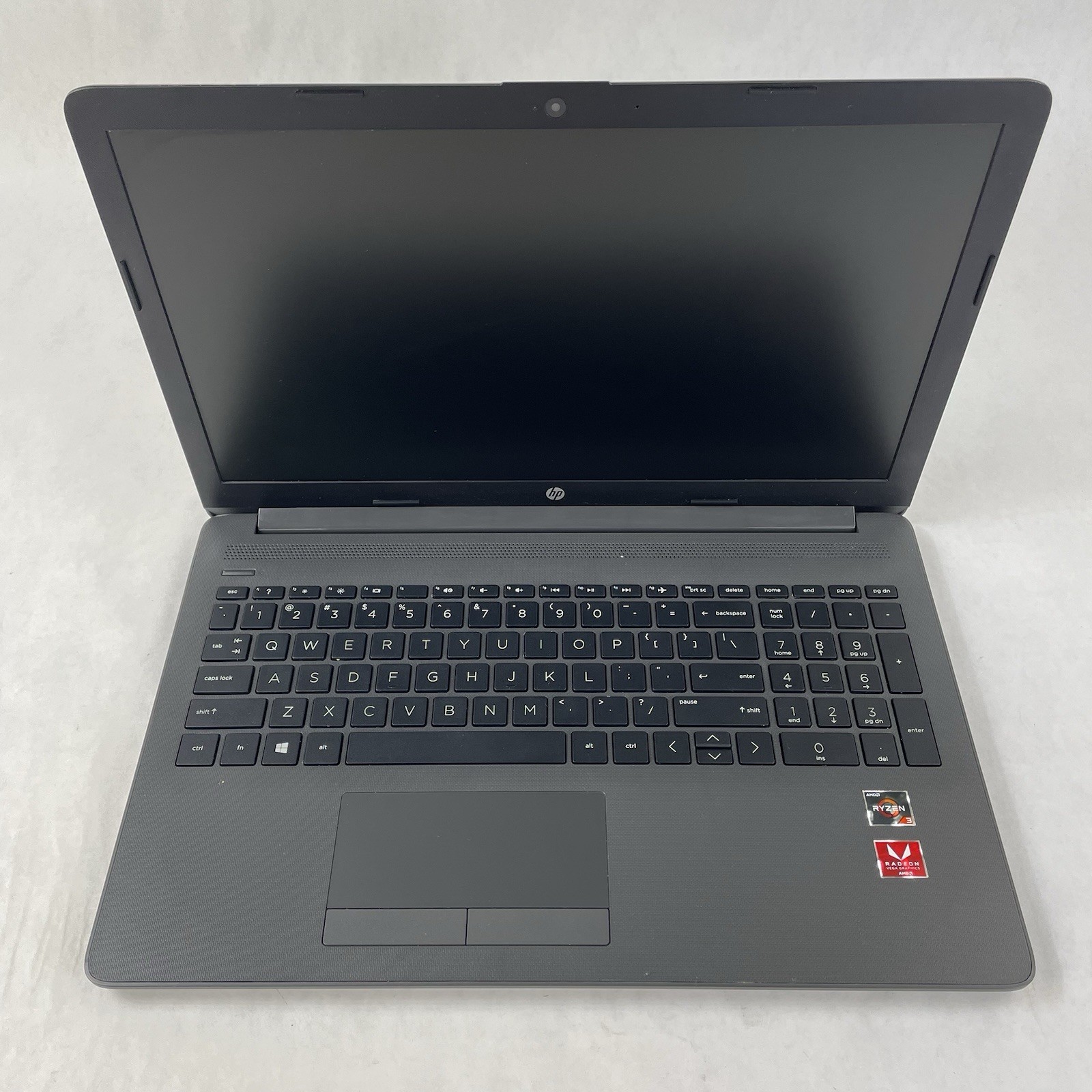 HP 255 G7 15.6″ Ryzen 3 2200U 2.50 GHz 8 GB RAM No SSD/AC/OS