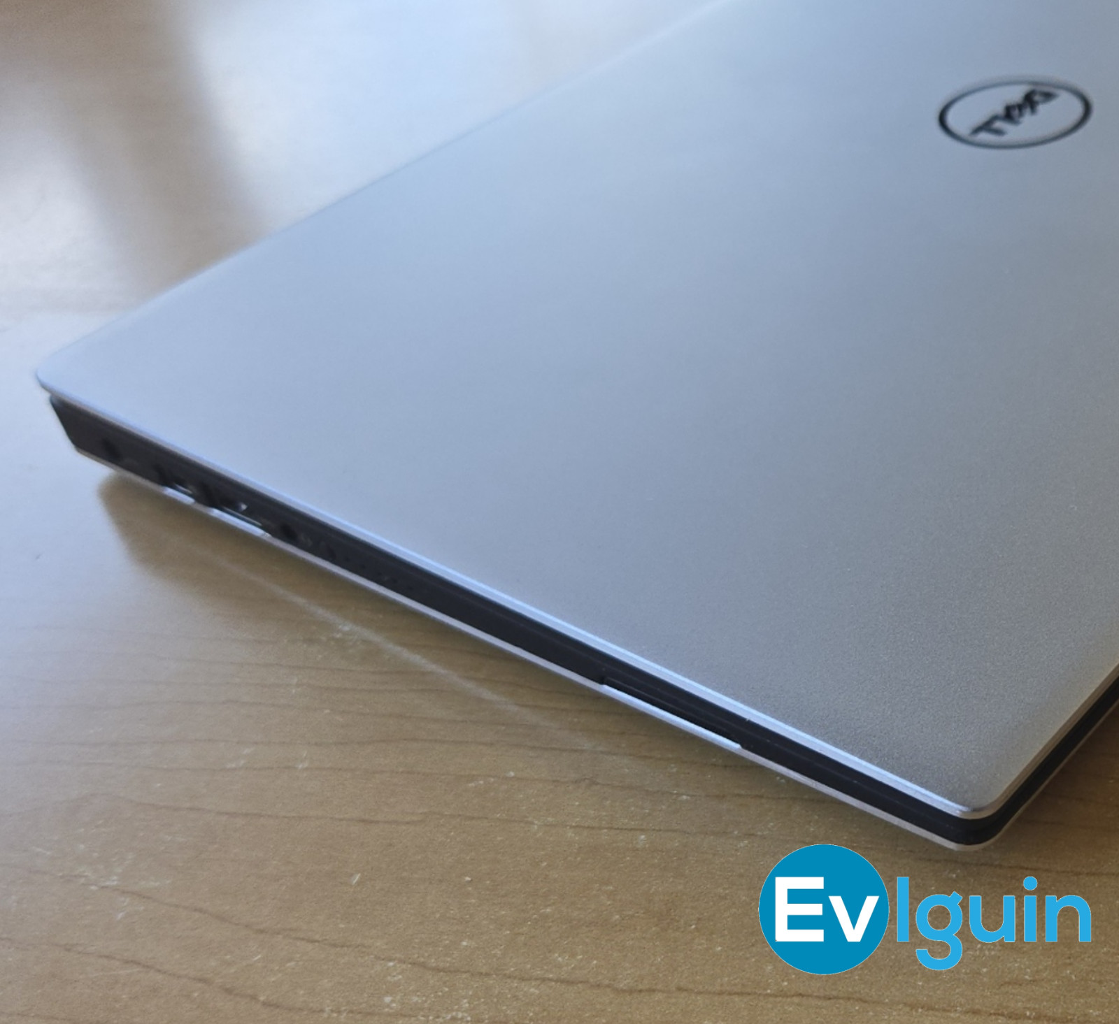 Lenovo IdeaPad V14-IIL Laptop – Touch Intel i3 8GB Windows 10 256GB SSD Open Box
