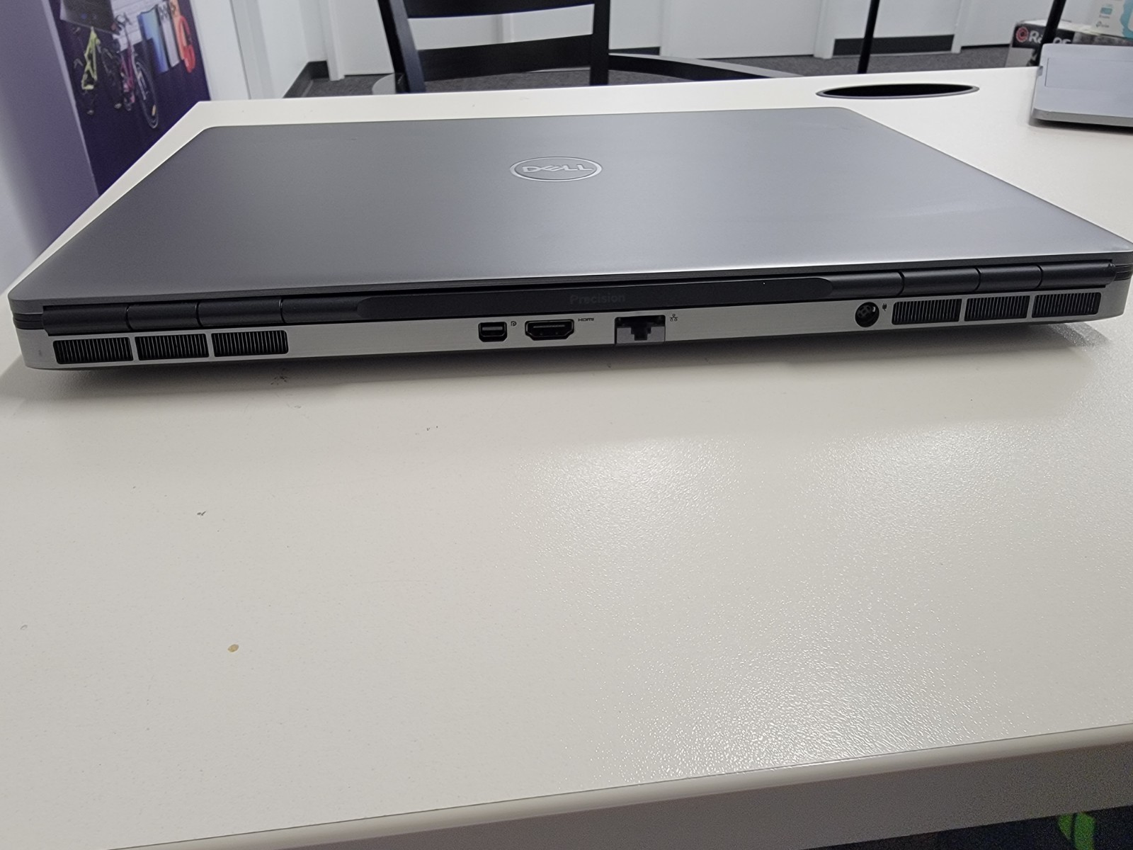 Dell Precision 7560 XEON W-11855M 3.20GHz 32GB Ram NVIDIA T1200 1TB Win11 Pro