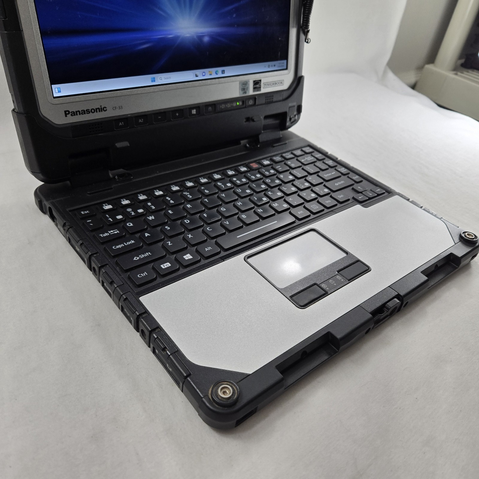 Panasonic Toughbook CF-33 i7-10810U 1.10GHz 512GB SSD 32GB Ram 4G GPS | Grade B-