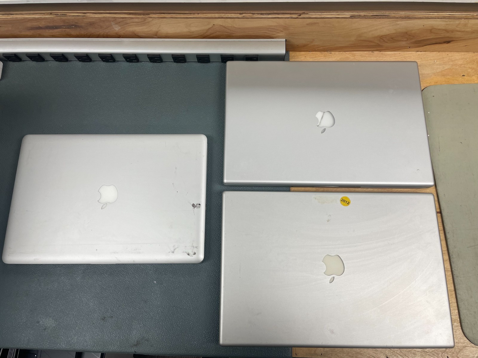 Lot 7 Misc Apple Macbooks AS IS A1229, A1181, A1278, A1286, A1211, A1251, A1286