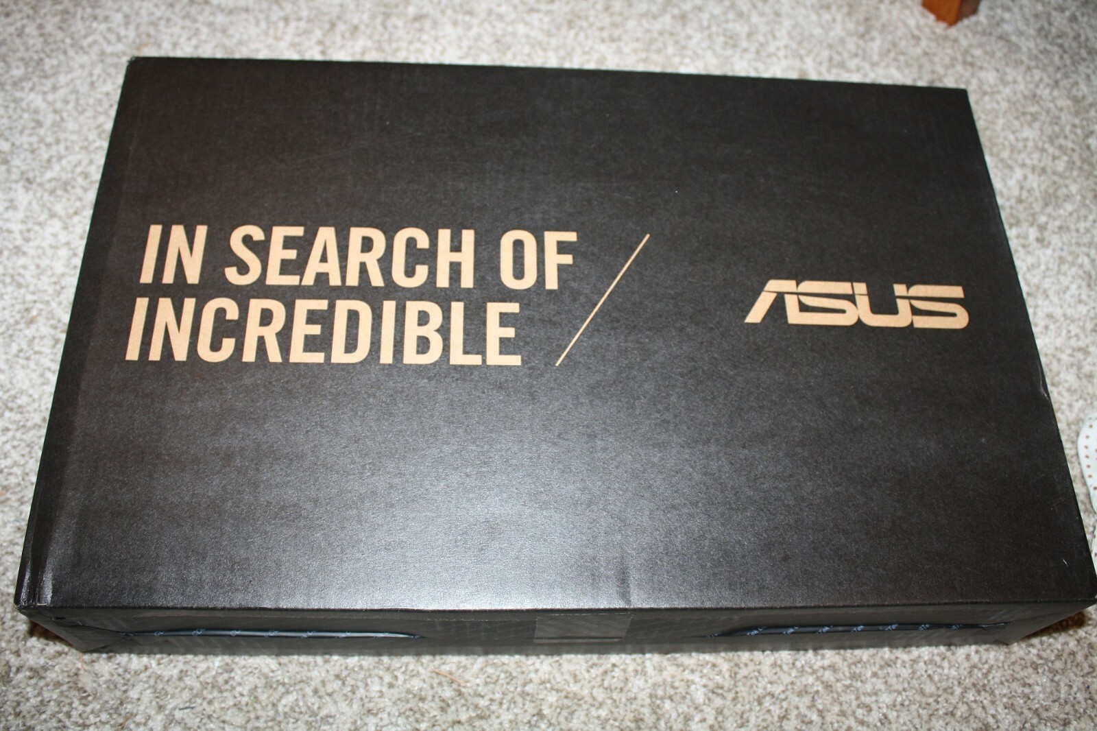 BRAND NEW ASUS ZenBook Flip UX360CA 13.3in. (256GB, Intel Core M, 2.2GHz, 8GB)