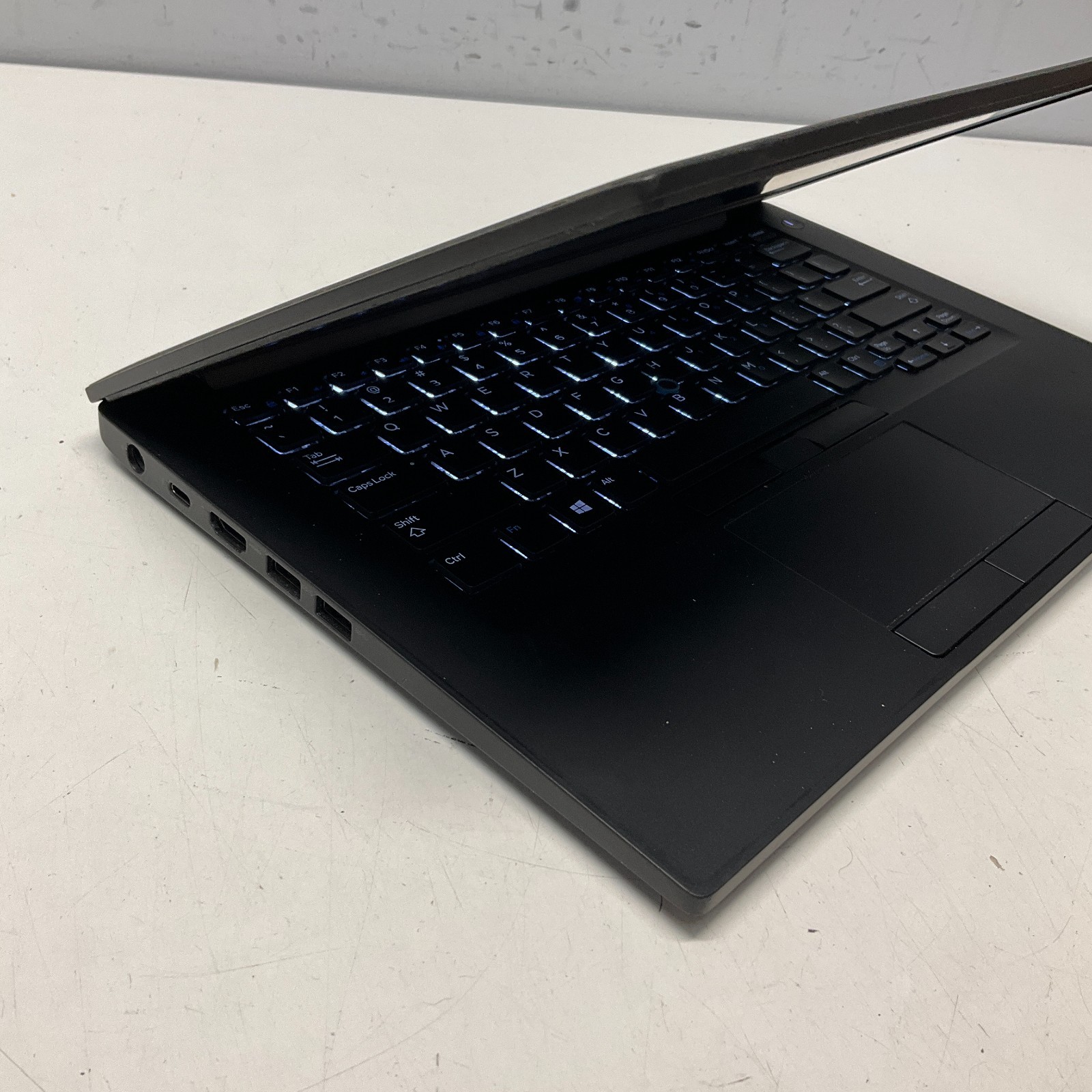 Dell Latitude 7490 14.1” (256GB SSD Intel Core i5-8350U 1.70GHz 8GB RAM) Laptop