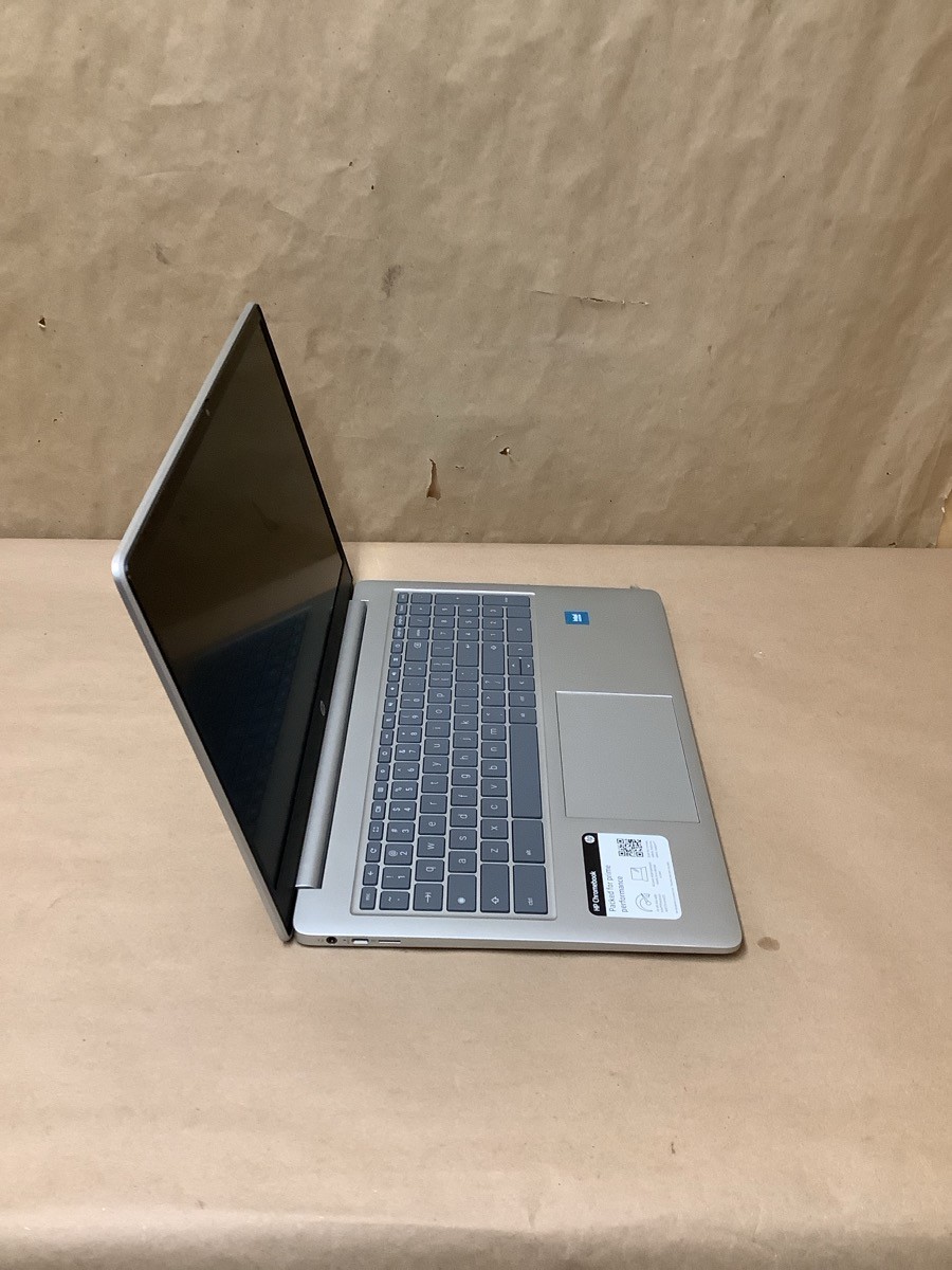 HEWLETT PACKARD MT7921 HP CHROMEBOOK LAPTOP WITH CHARGER (B33008218)