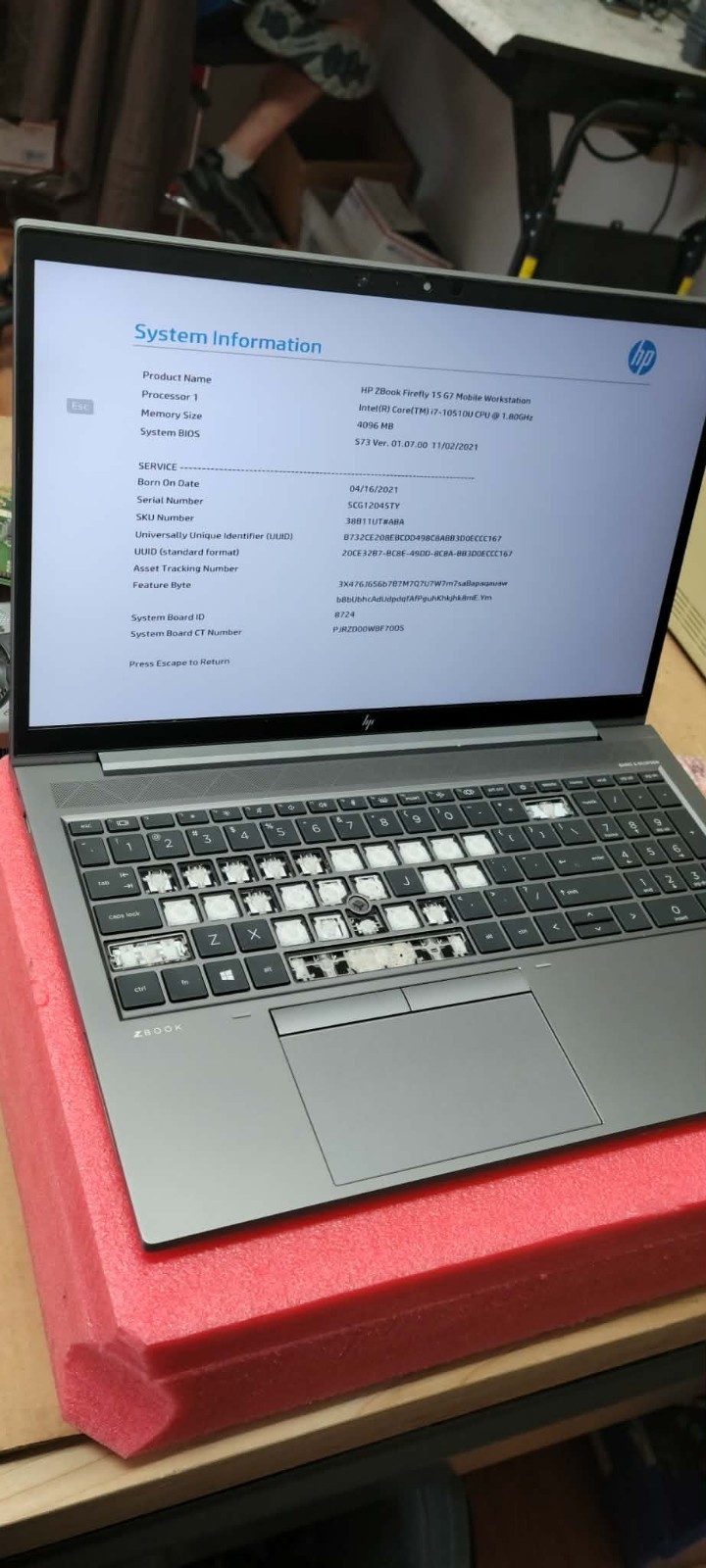 HP ZBook Firefly 15 G7 Mobile Workstation i7-10510U@1.8GHz 4GB No SSD/OS Works