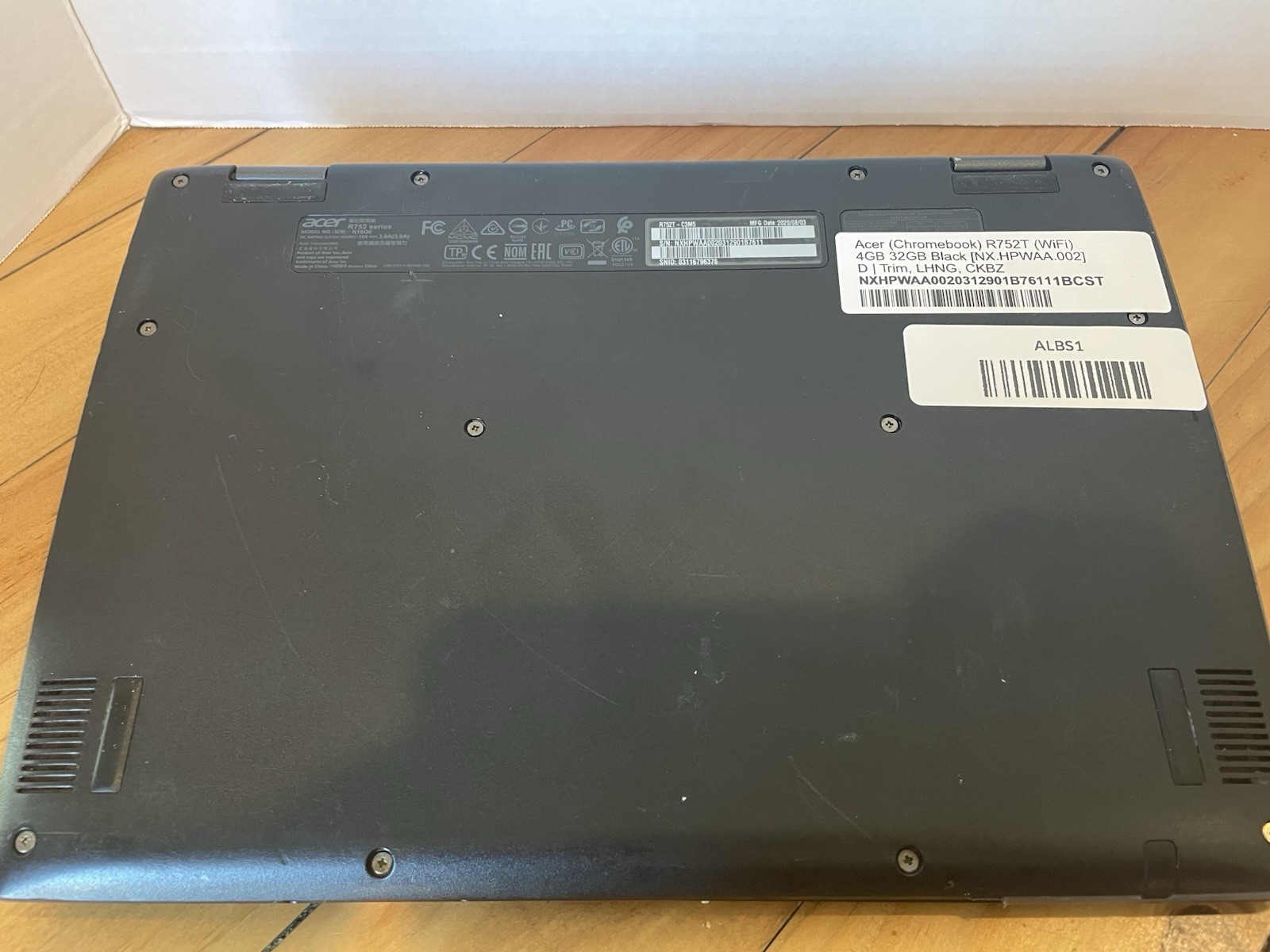 Acer Chromebook R752T 11.6 Touchscreen 2-in-1 4GB 32GB Intel w/ Charger Read