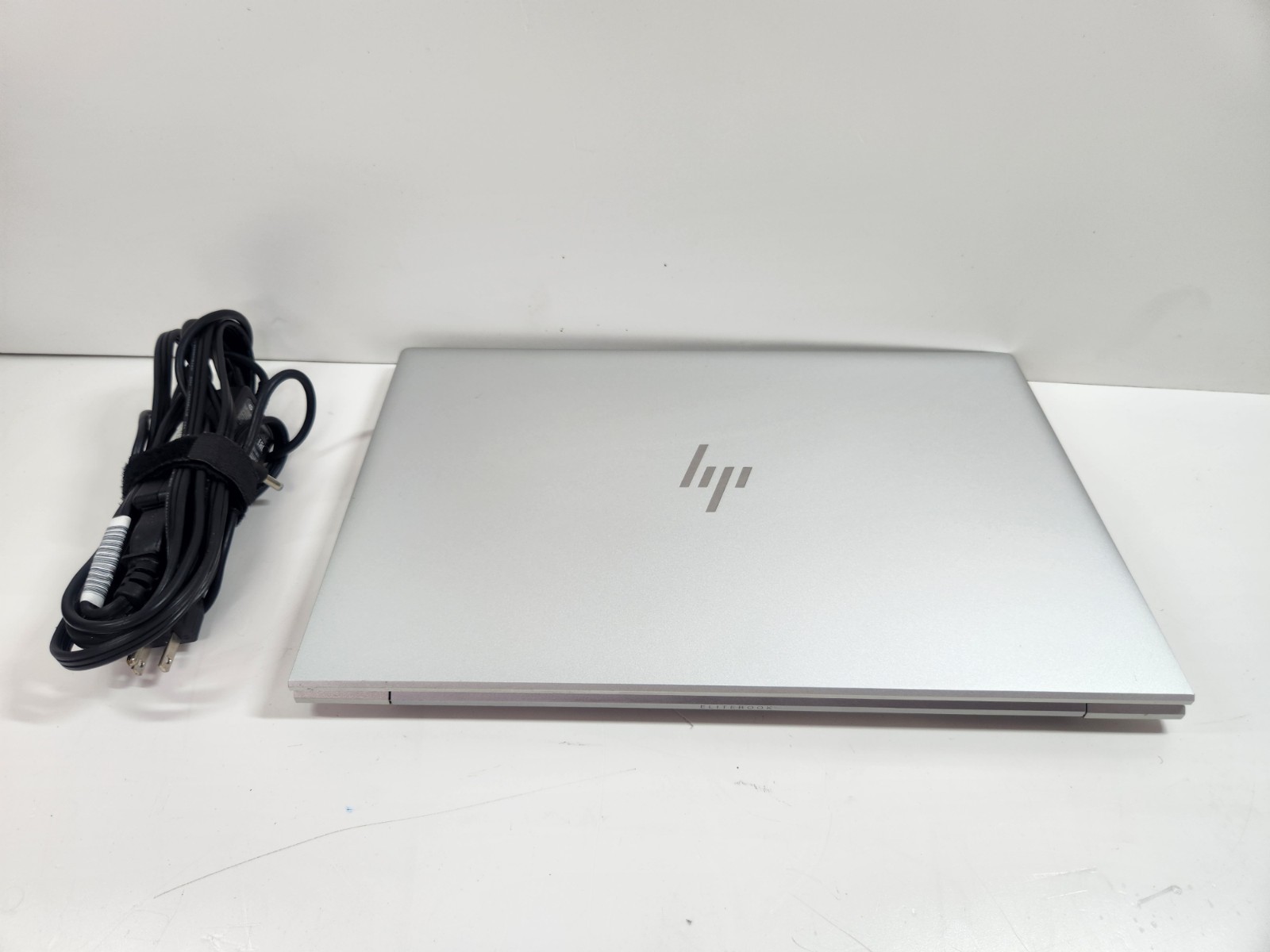 HP EliteBook 840 G8 i7-1185G7 16GB RAM 256GB SSD 17”