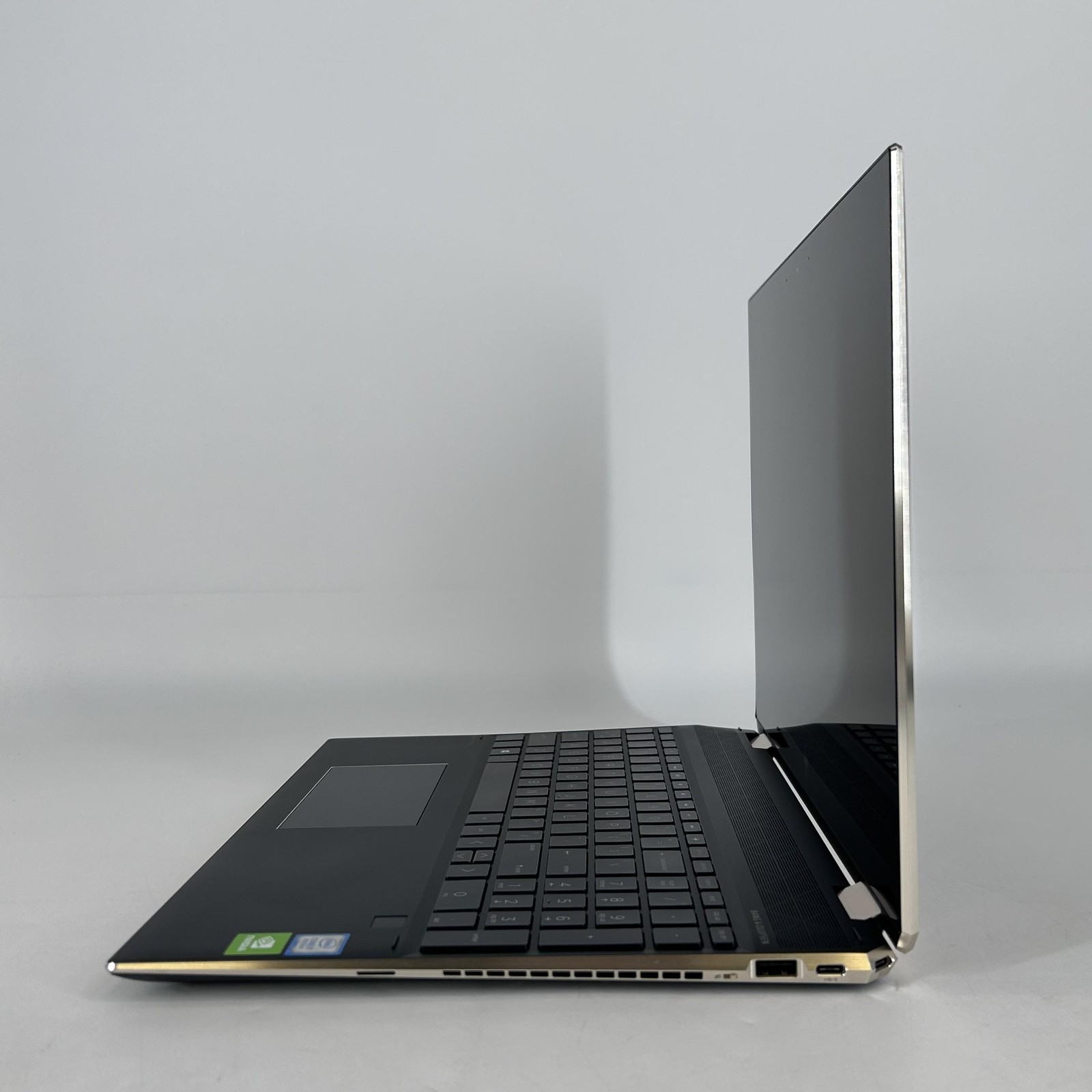 HP Spectre 15 x360 4K TOUCH i7-8565U 1.80GHz 16GB 512GB SSD MX150 Good