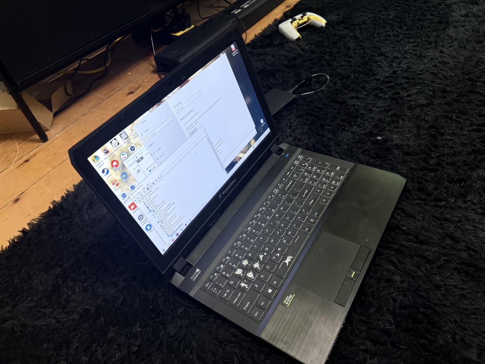 Powerspec Gaming Laptop (1510 PJ1) GTX 1070 16GB RAM Intel Core i7