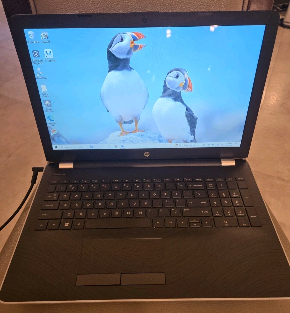 HP 15-bs070wm 15.6″ Touchscreen Laptop i5-7200U 8GB RAM 1TB HDD Good Condition