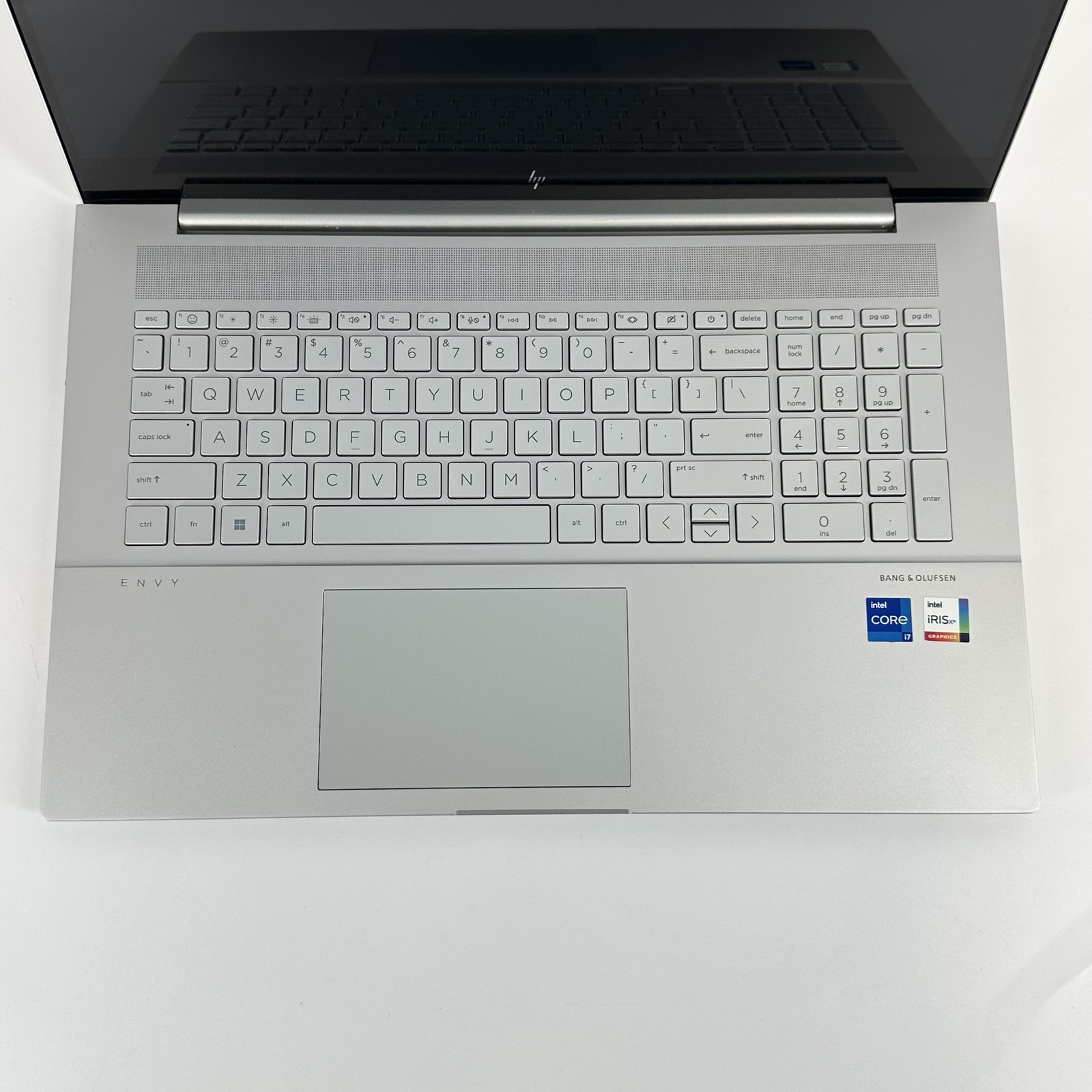 HP Envy 17 Silver FHD TOUCH 2.1 GHz i7-1260P 32GB RAM 1TB SSD Good