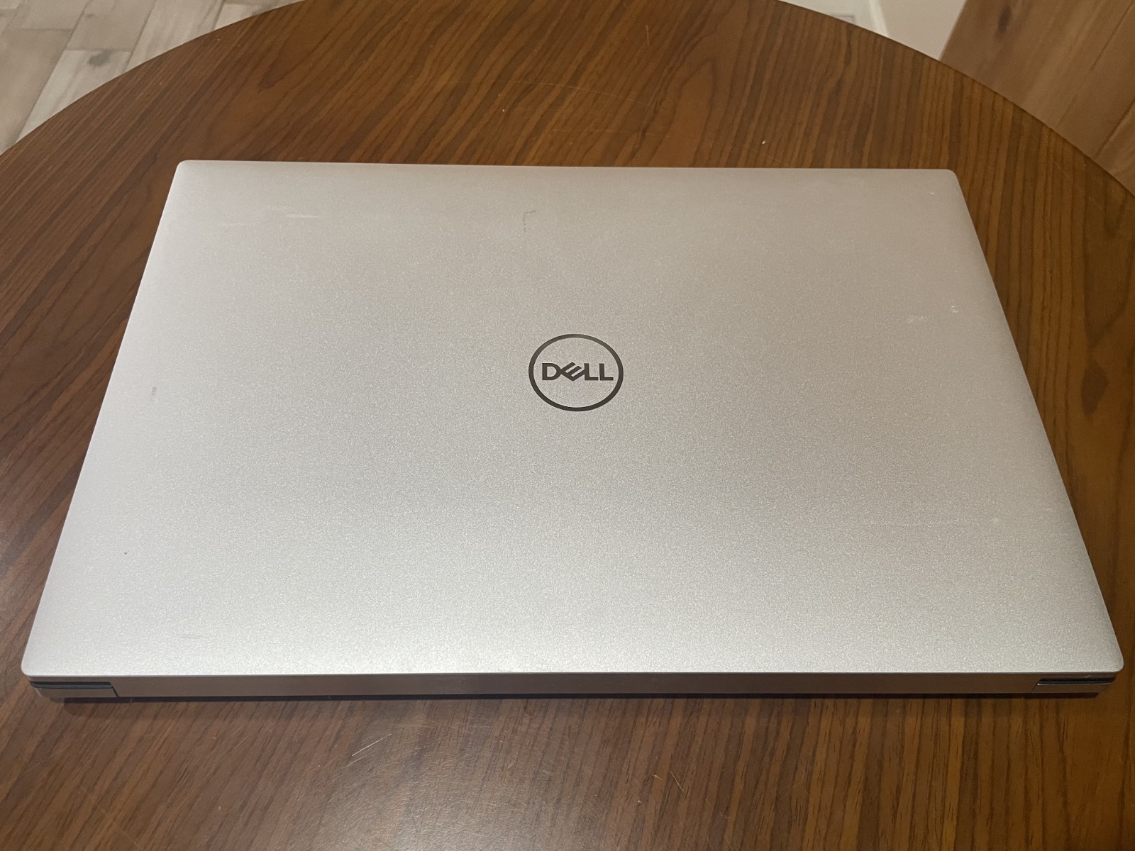 Dell XPS 15 9530 3.5K OLED Touch i7-13700H 32GB 1TB SSD RTX 4050 – 100% Battery