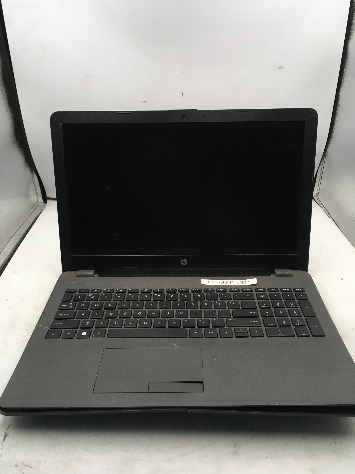 HP 255 G6 – FOR PARTS/REPAIR – AMD E SERIES CPU – NO RAM -READ DESC-NO POWER- BB