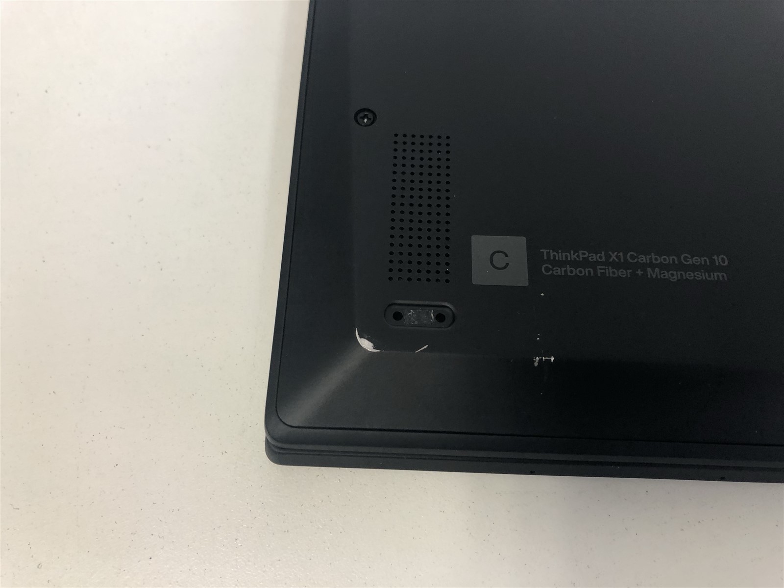 Lenovo ThinkPad X1 Carbon Gen 10: Core i5-1250P 1.7GHz – 16GB – 512GB (SELECT)