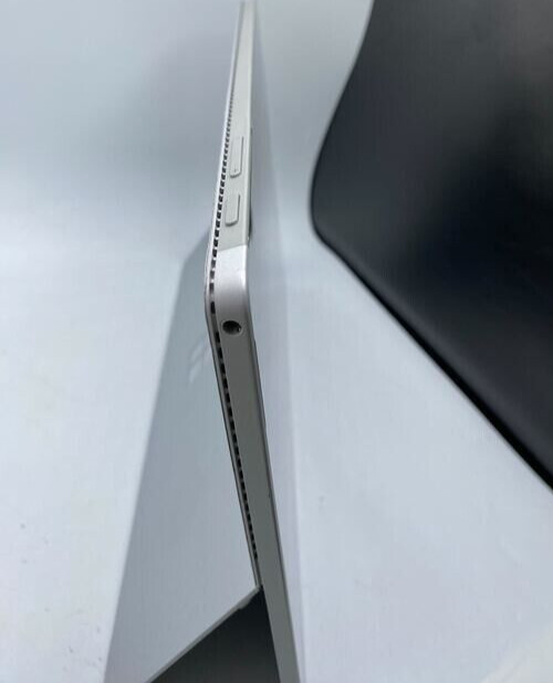 Microsoft Surface Pro 4 Intel Core i5-6300U CPU @ 2.40GHz 4GB RAM 128GB SSD