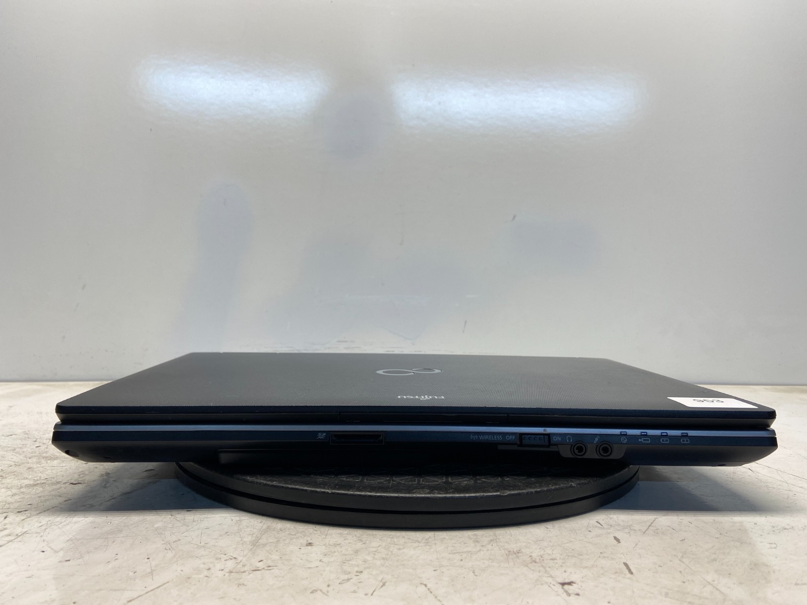 Fujitsu LifeBook E752 Intel i5-3340M 2.7GHz 4 GB NO HDD
